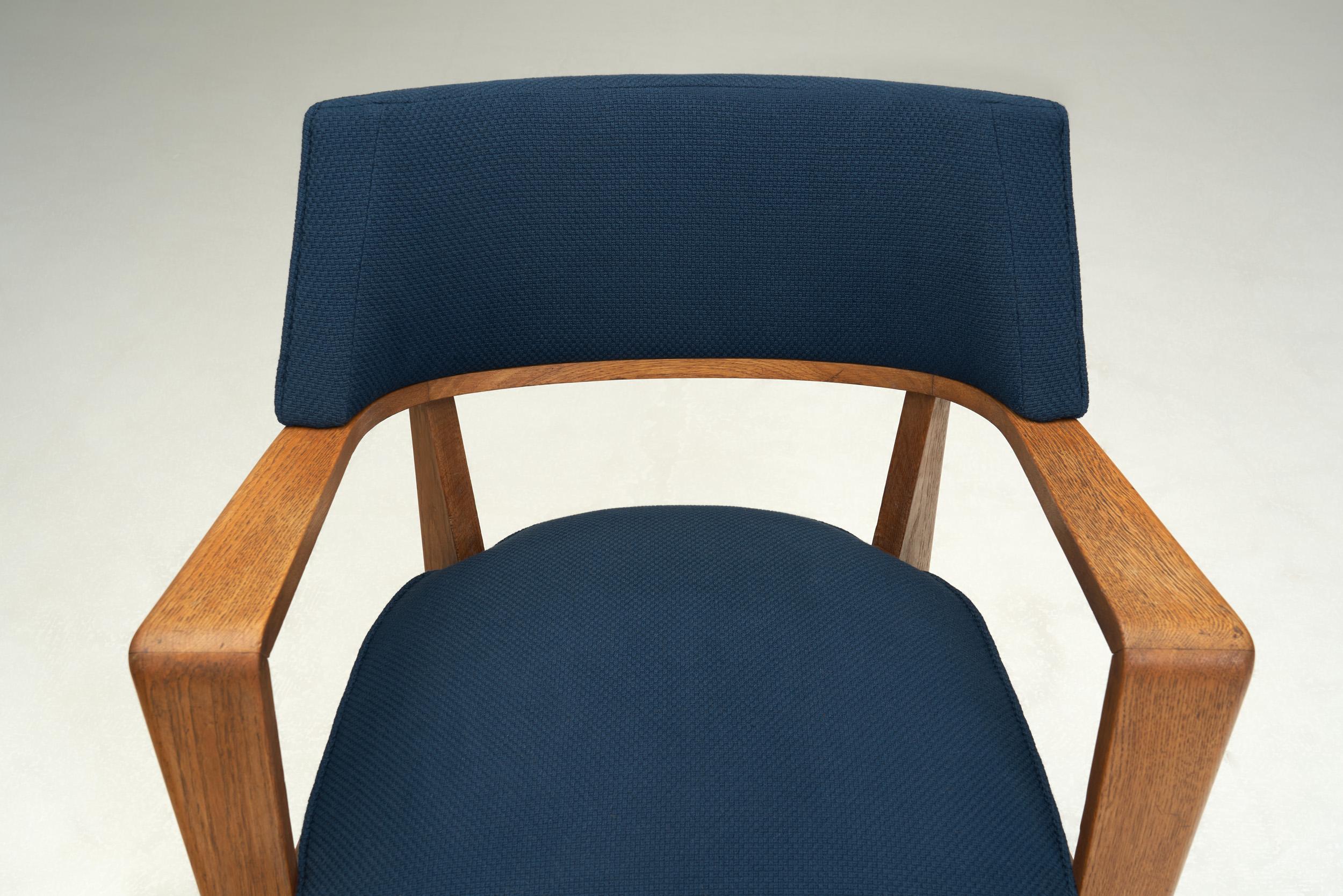 Sillón estilo Heywood Wakefield, Europa Primera mitad del siglo XX en venta 3