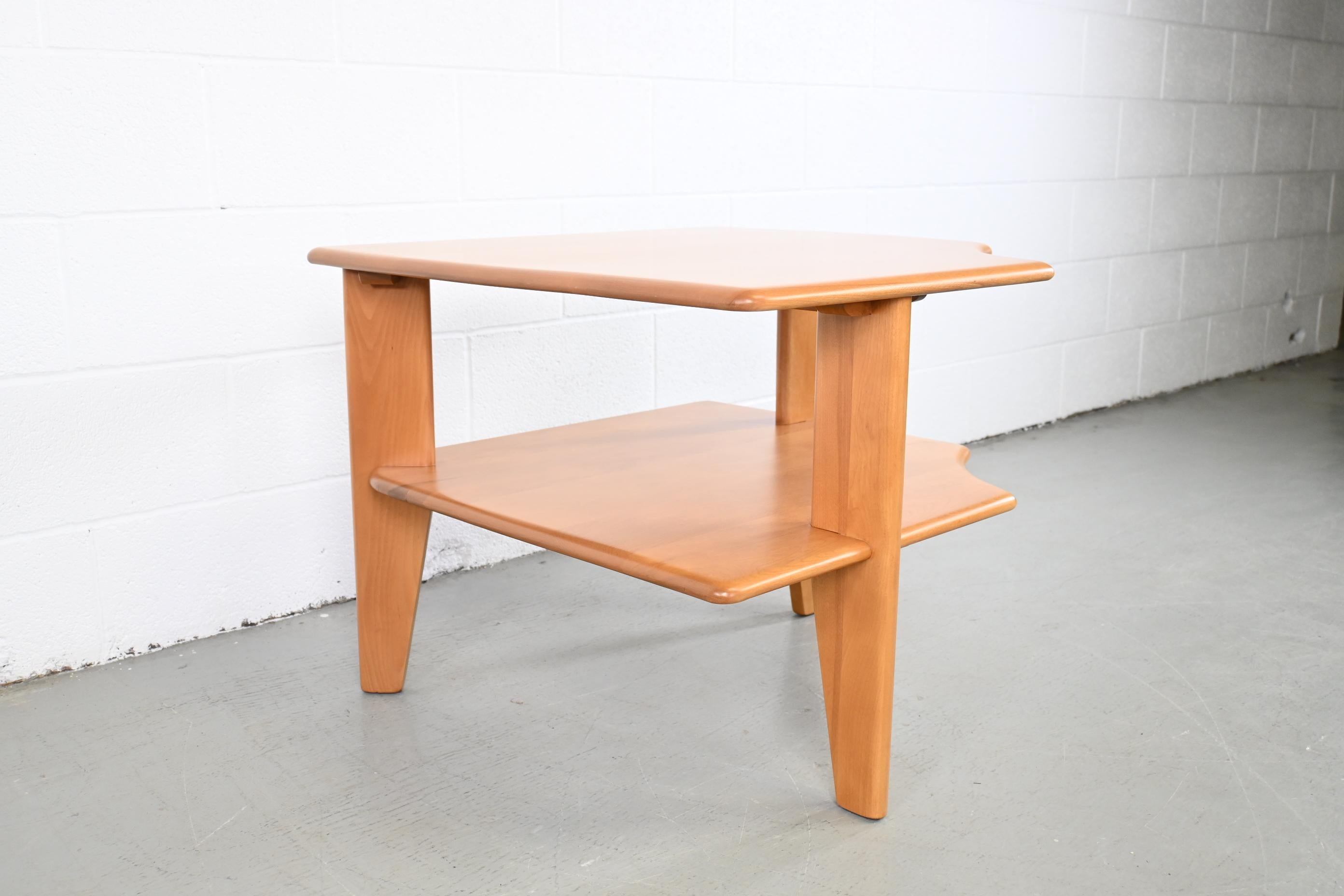 Heywood Wakefield Style Mid-Century Modern Birch Corner Table For Sale 4