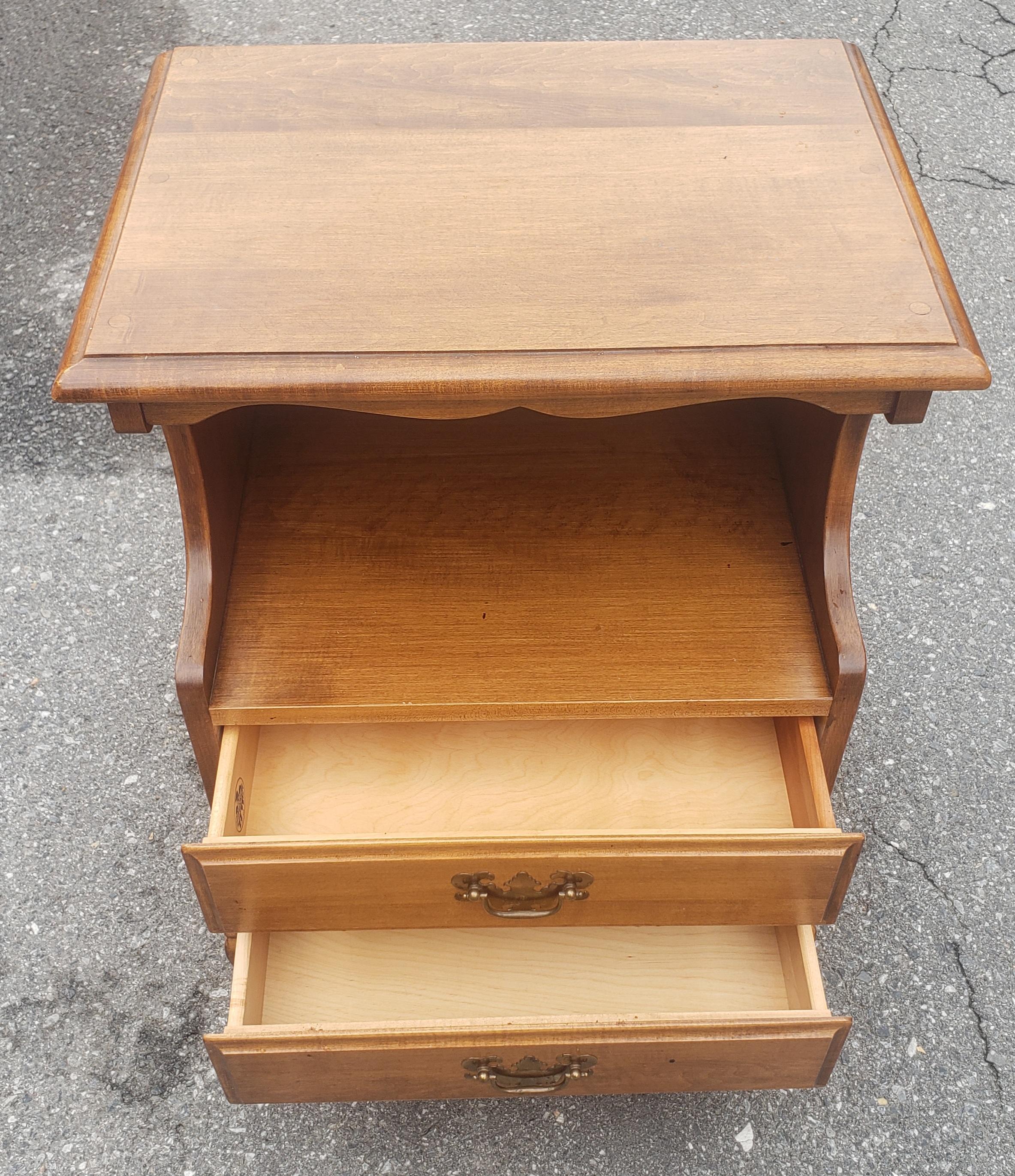 Heywood Wakefield mid Century style Two-Tier Two-Drawer Cinnamon nightstand Bedside Table in great condition. All solid wood with dovetail drawer construction. Measures 19.5