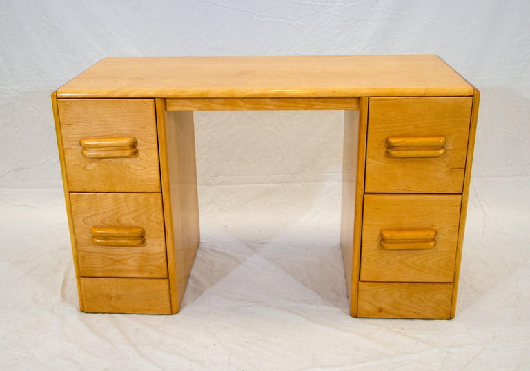 Heywood Wakefield Vanity And Bench Or Child S Desk C3574 C3577 At 1stdibs Heywood Wakefield Vanity And Bench Or, Heywood Wakefield Vanity Desk