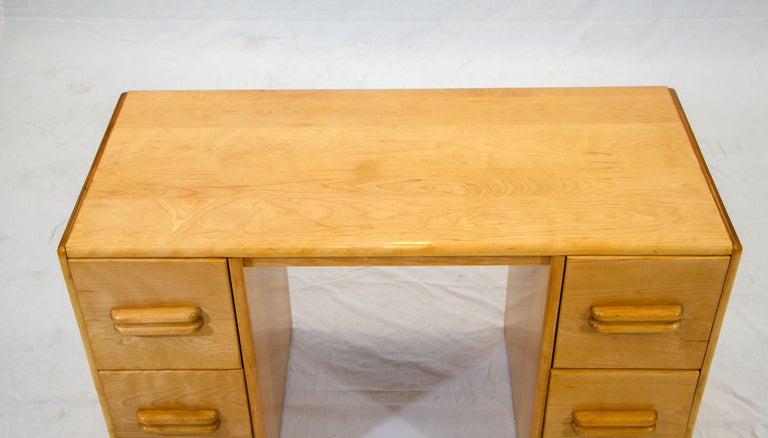 Heywood Wakefield Vanity And Bench Or Child S Desk C3574 C3577 At 1stdibs Heywood Wakefield Vanity And Bench Or, Heywood Wakefield Vanity Desk