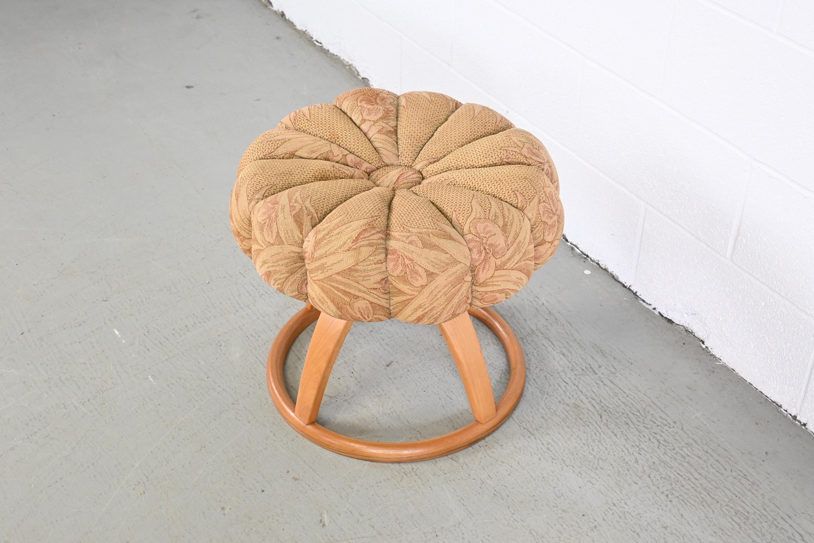 Mid-Century Modern Heywood-Wakefield Vanity Pouf Stool, 1940s For Sale