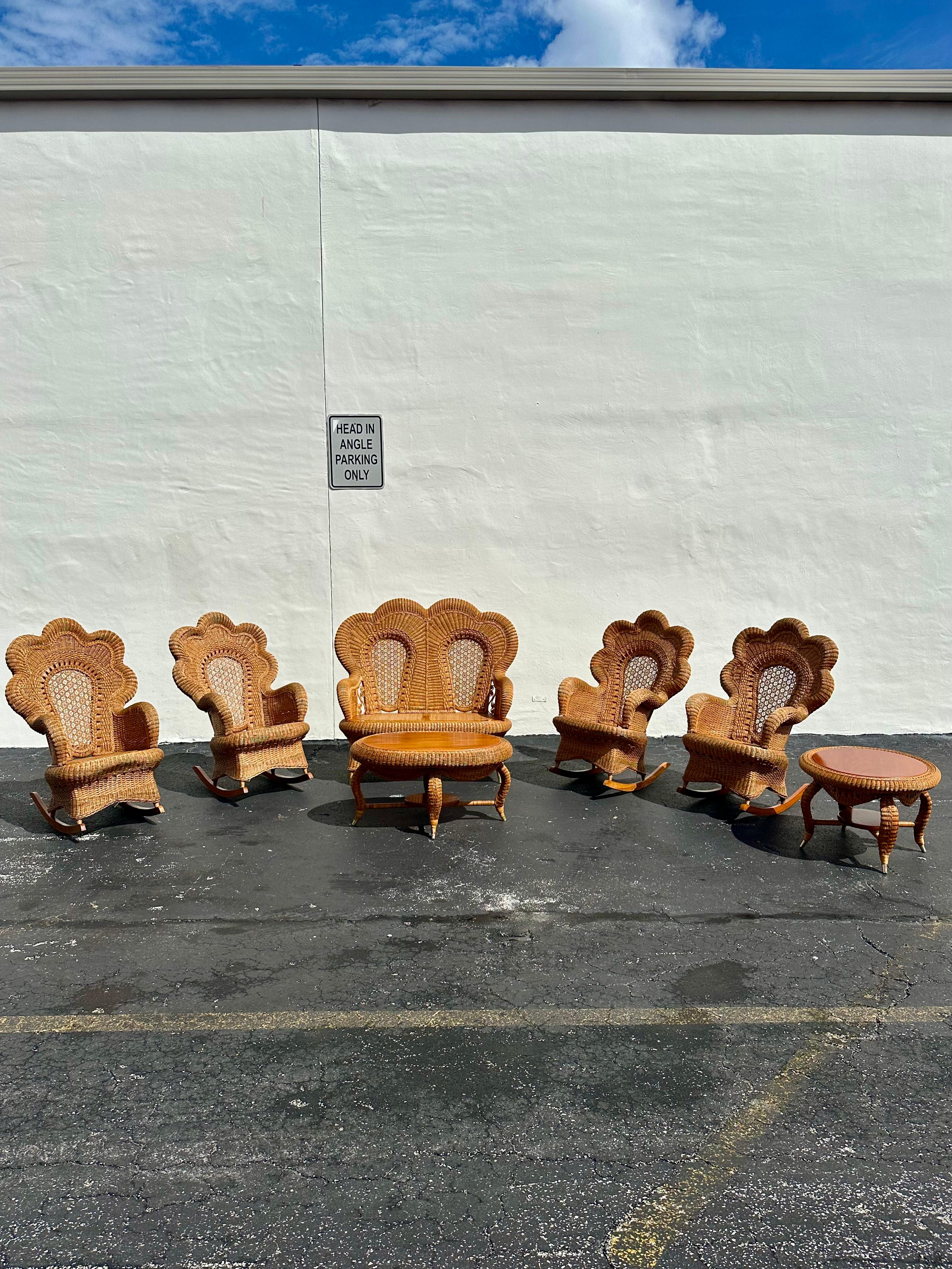 Victorien Heywood-Wakefield Victorian Shellback Osier Rocking Chairs Settee Tables en vente