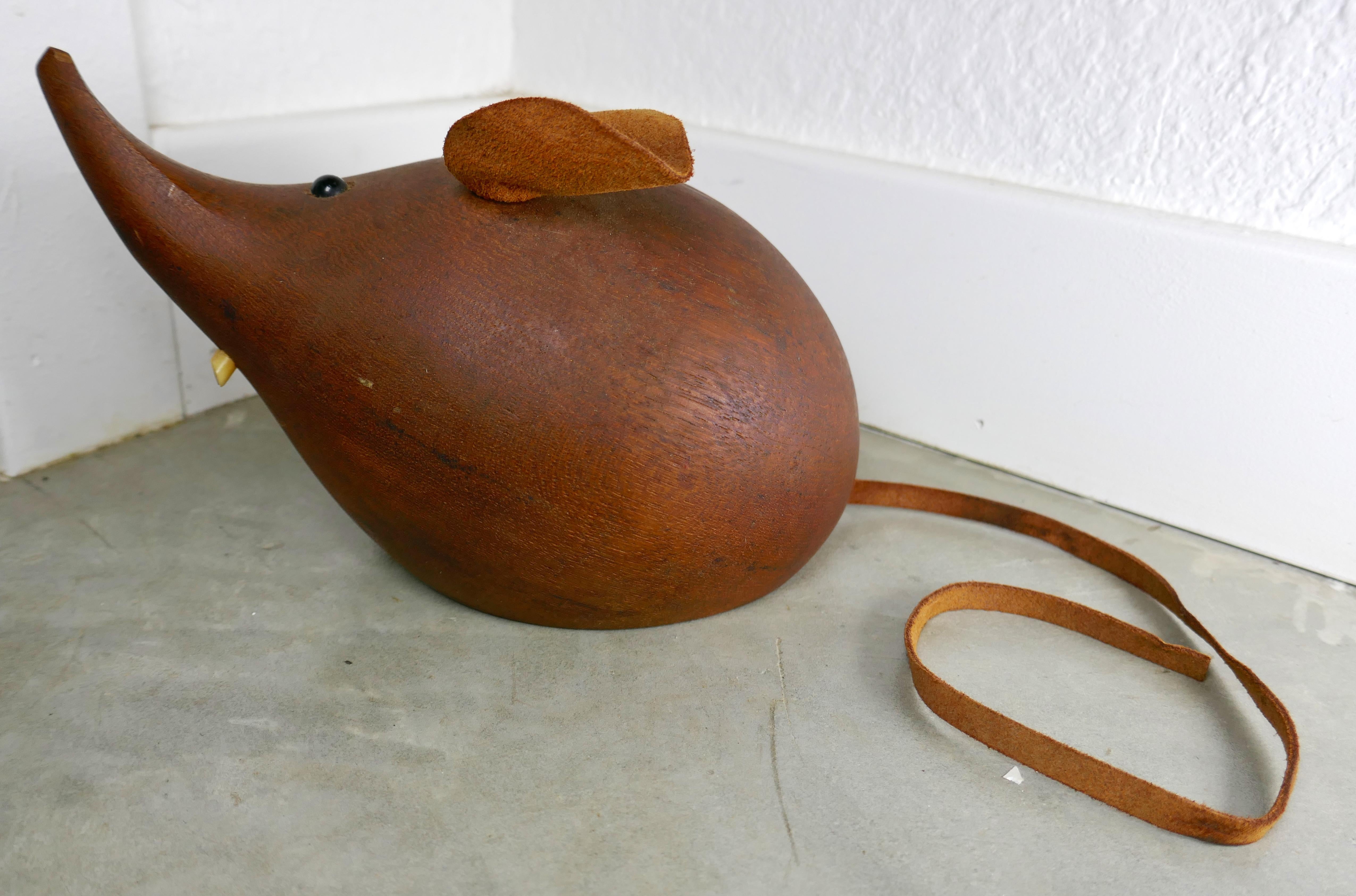 Sculpté à la main H+F Denmark Big 8