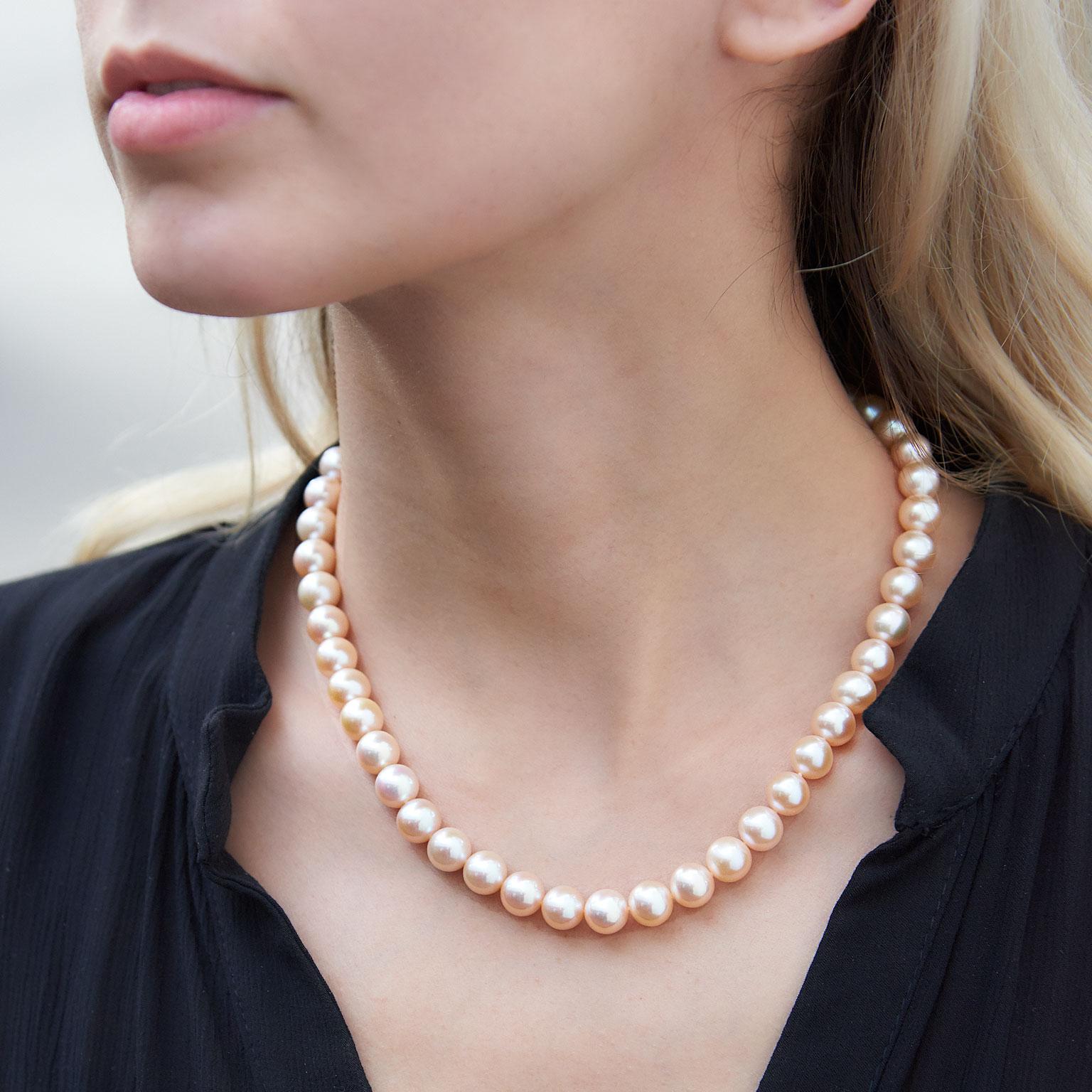 Round Cut H&H Handmade Fresh Water Pearl Necklace