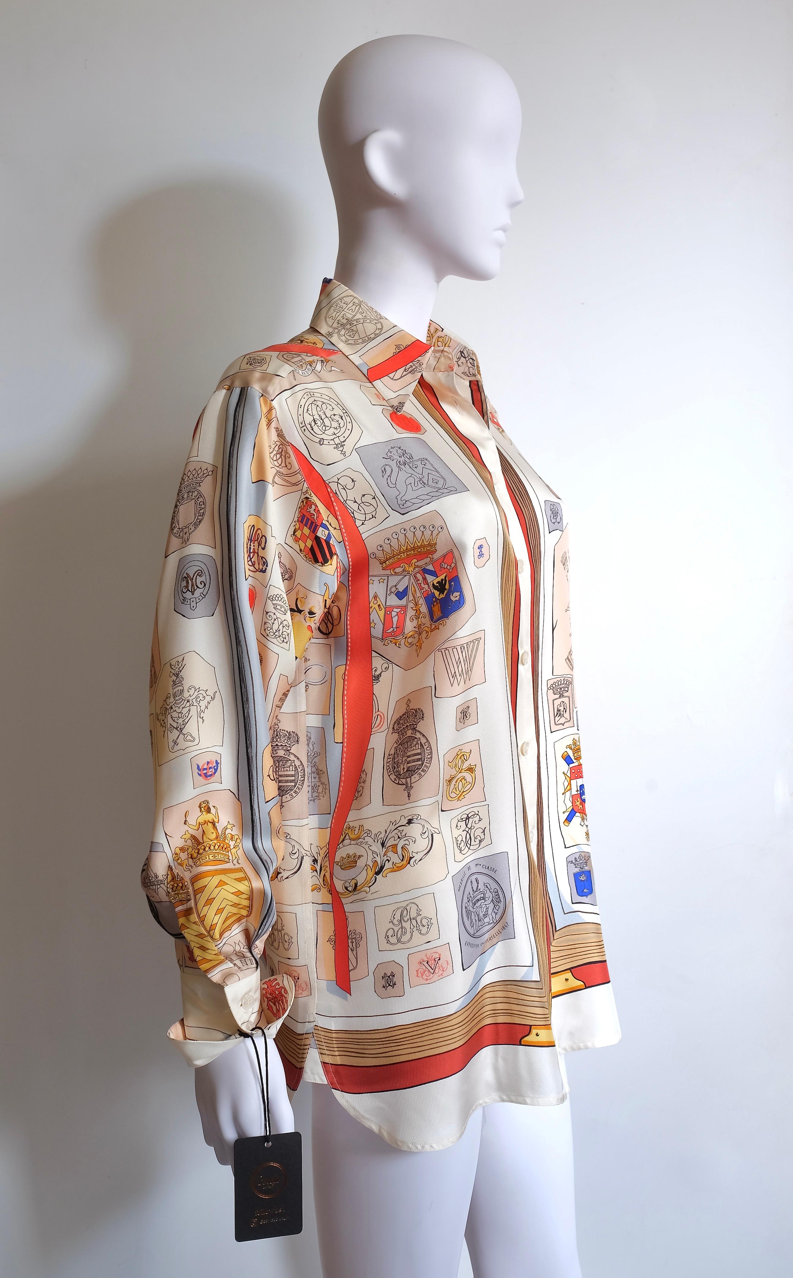 Gray HHERMÈS - Chemise en soie en vente