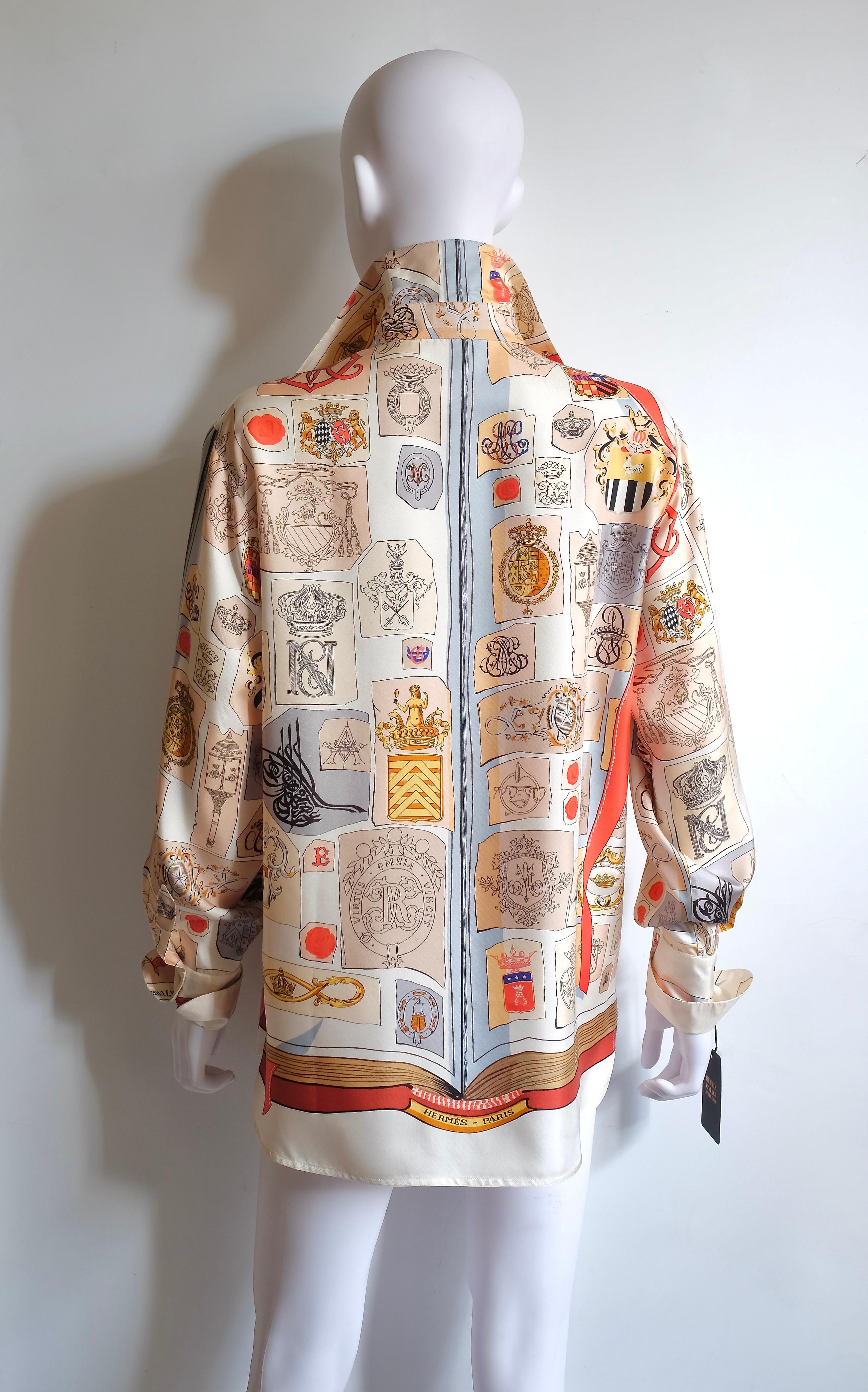 HHERMÈS - Chemise en soie Excellent état - En vente à Padova, IT
