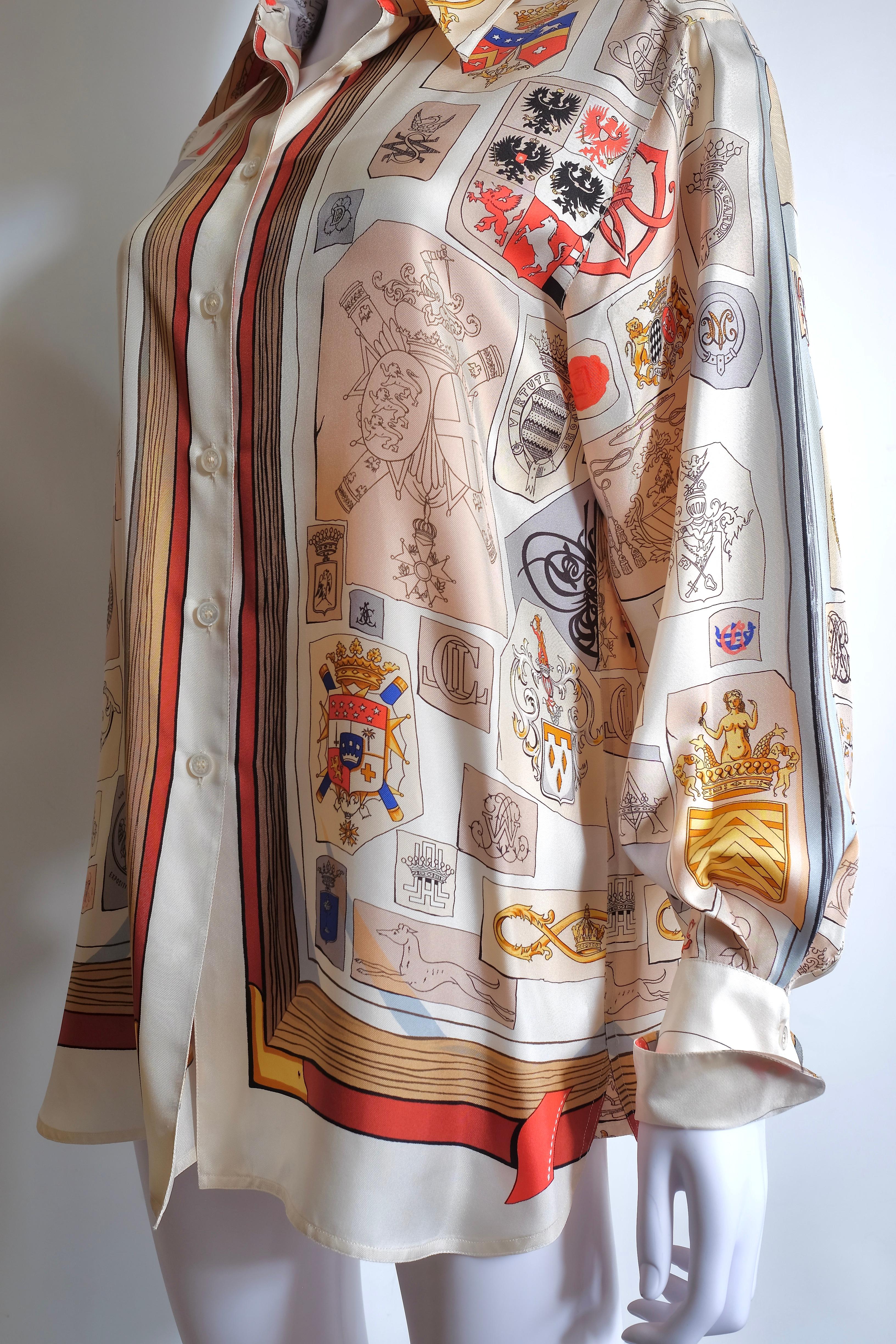 HHERMÈS - Chemise en soie en vente 1