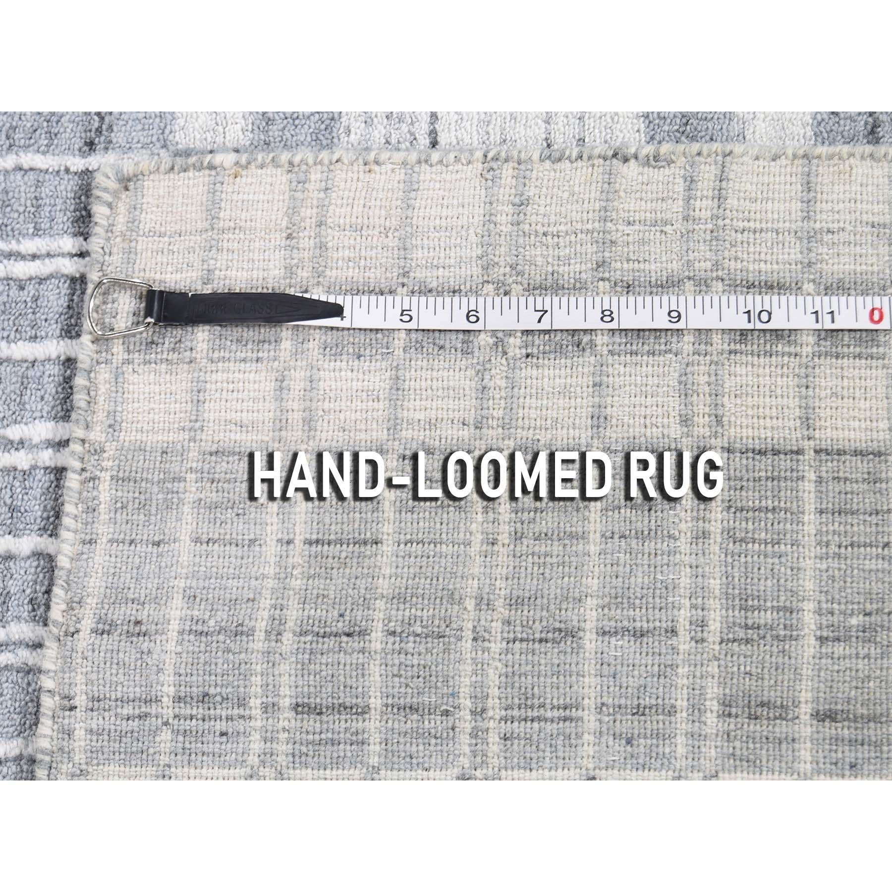 Hi Lo Pile Pure Wool Tone On Tone Hand-Loomed Oriental Rug 5