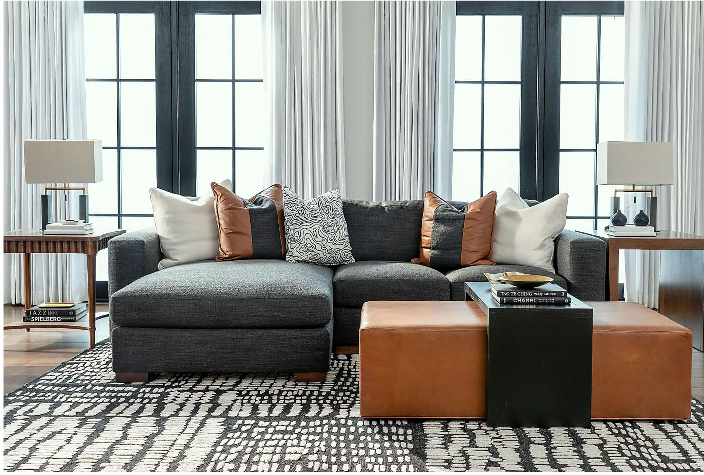 Hi Low Luxe Elfenbein-Charcoal Handgewebter Wollteppich, 12'3 x 14'10. Mit einem Hi-Low-Stil gewebt, um einen visuell atemberaubenden Look zu schaffen, der in einer Vielzahl von Umgebungen funktioniert. Handgewebt mit Wolle auf Baumwollbasis, um