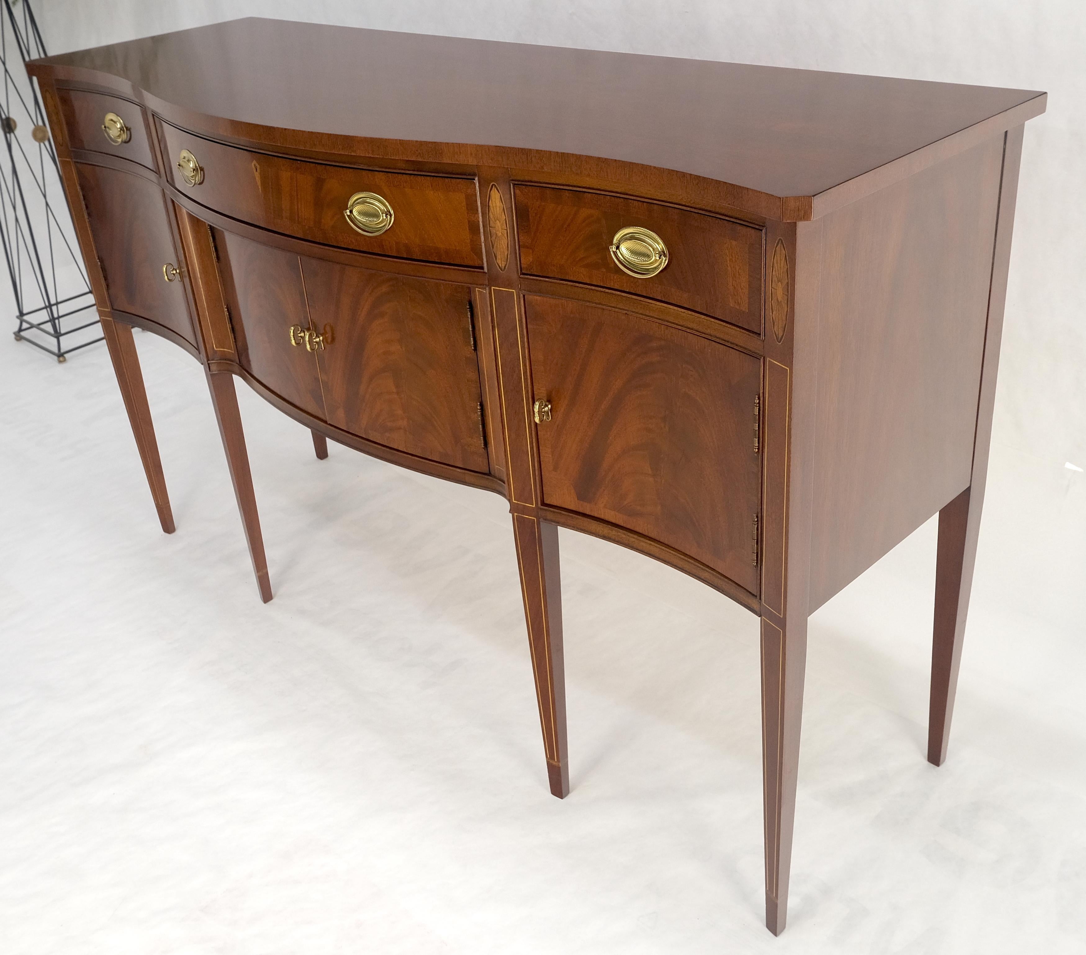 Hickory Chair Crotch Mahogany Serpentine Front Tapered Leg Inlaid Sideboard MINT 3