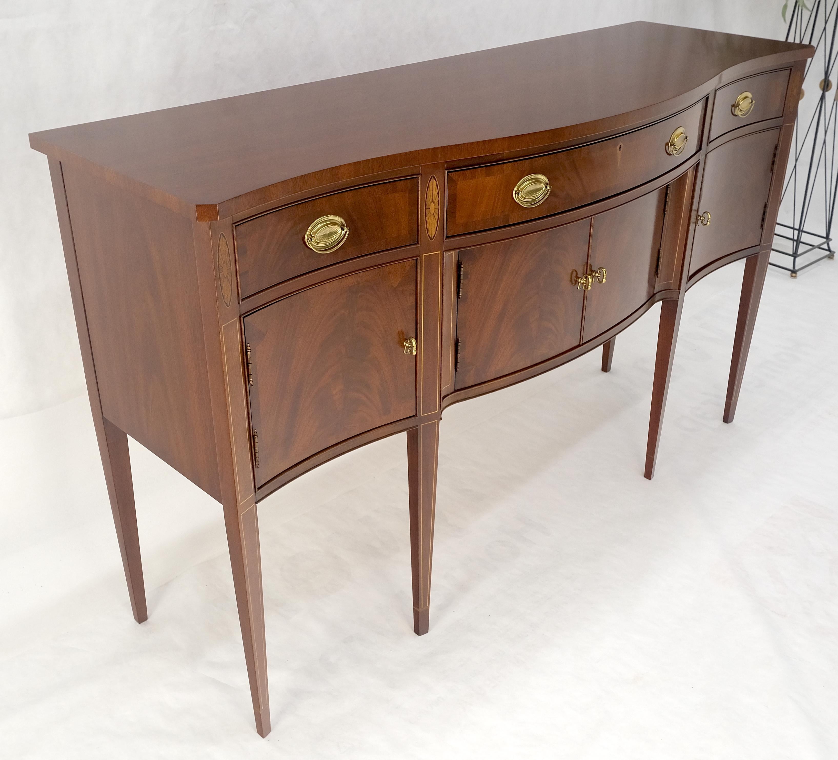 Hickory Chair Crotch Mahogany Serpentine Front Tapered Leg Inlaid Sideboard MINT 2