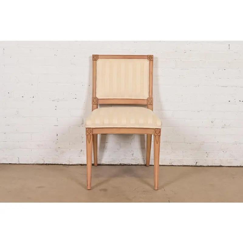 Américain Chaise Hickory Régence française Louis XVI Chaise d'appoint ou de salle à manger sculptée en vente