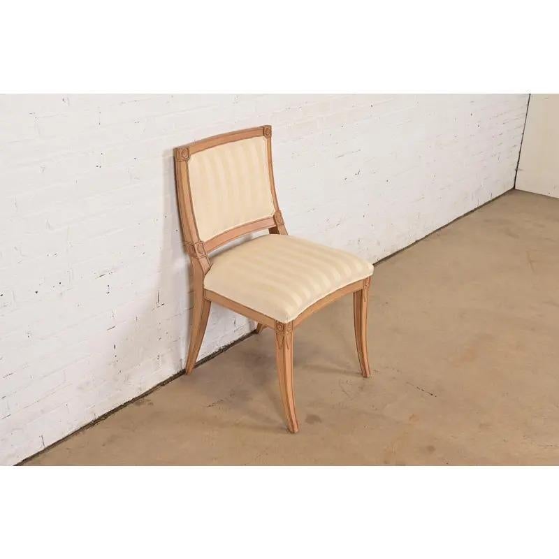 Fin du 20e siècle Chaise Hickory Régence française Louis XVI Chaise d'appoint ou de salle à manger sculptée en vente