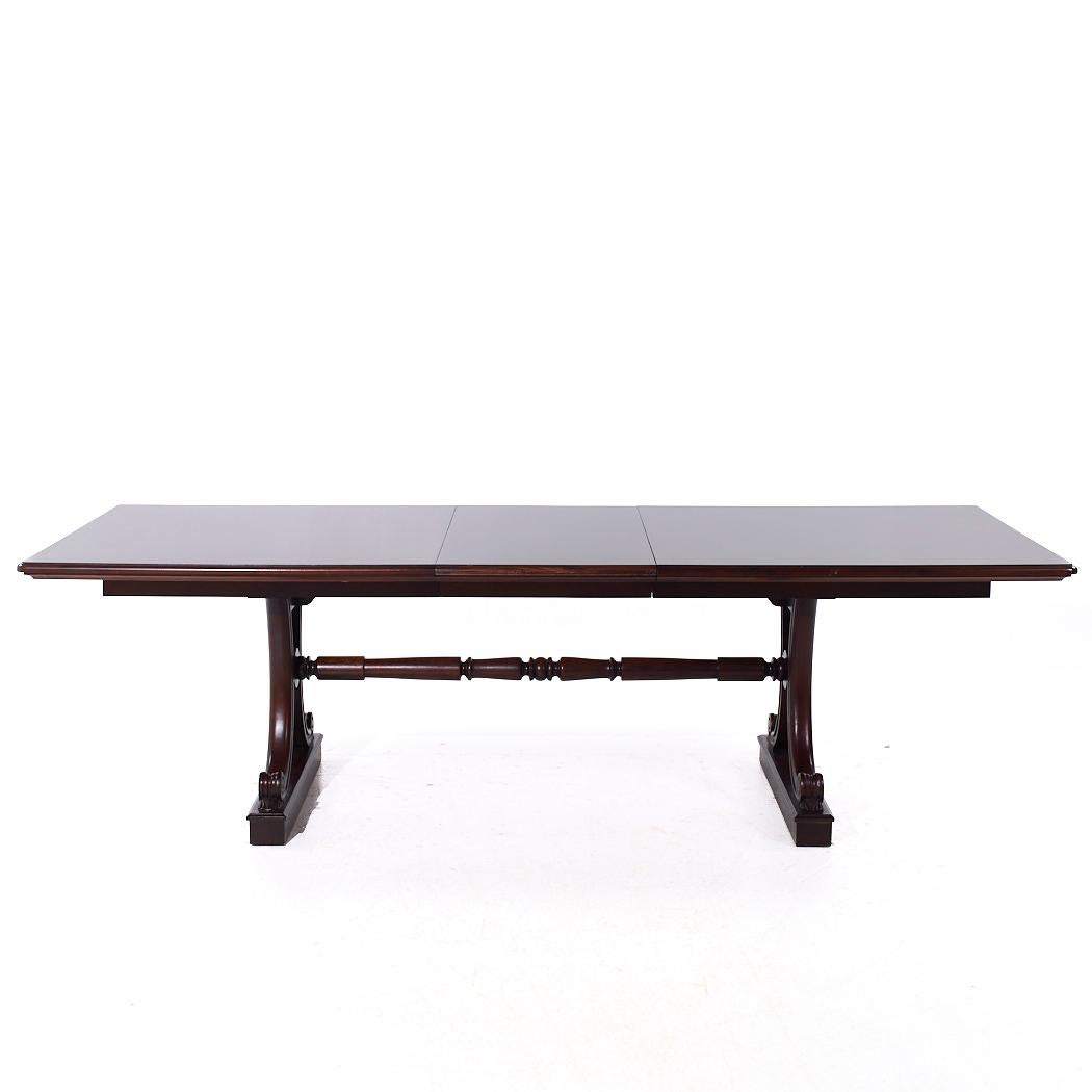 Table de salle à manger à tréteaux extensible Hickory Chair Furniture Company en vente 4
