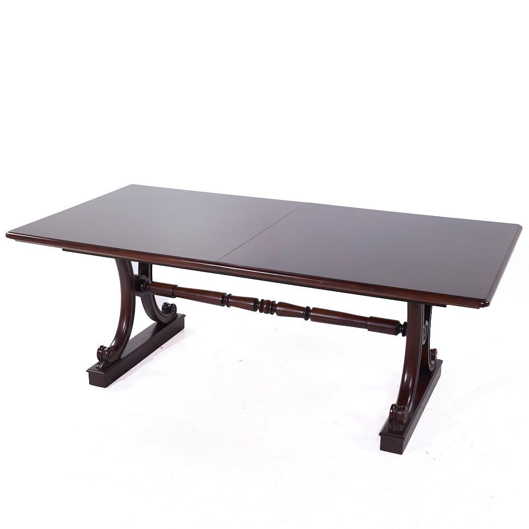 XXIe siècle et contemporain Table de salle à manger à tréteaux extensible Hickory Chair Furniture Company en vente
