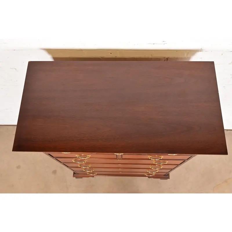 Hickory-Stuhl georgianisch geschnitzt Mahagoni Highboy Kommode im Angebot 4