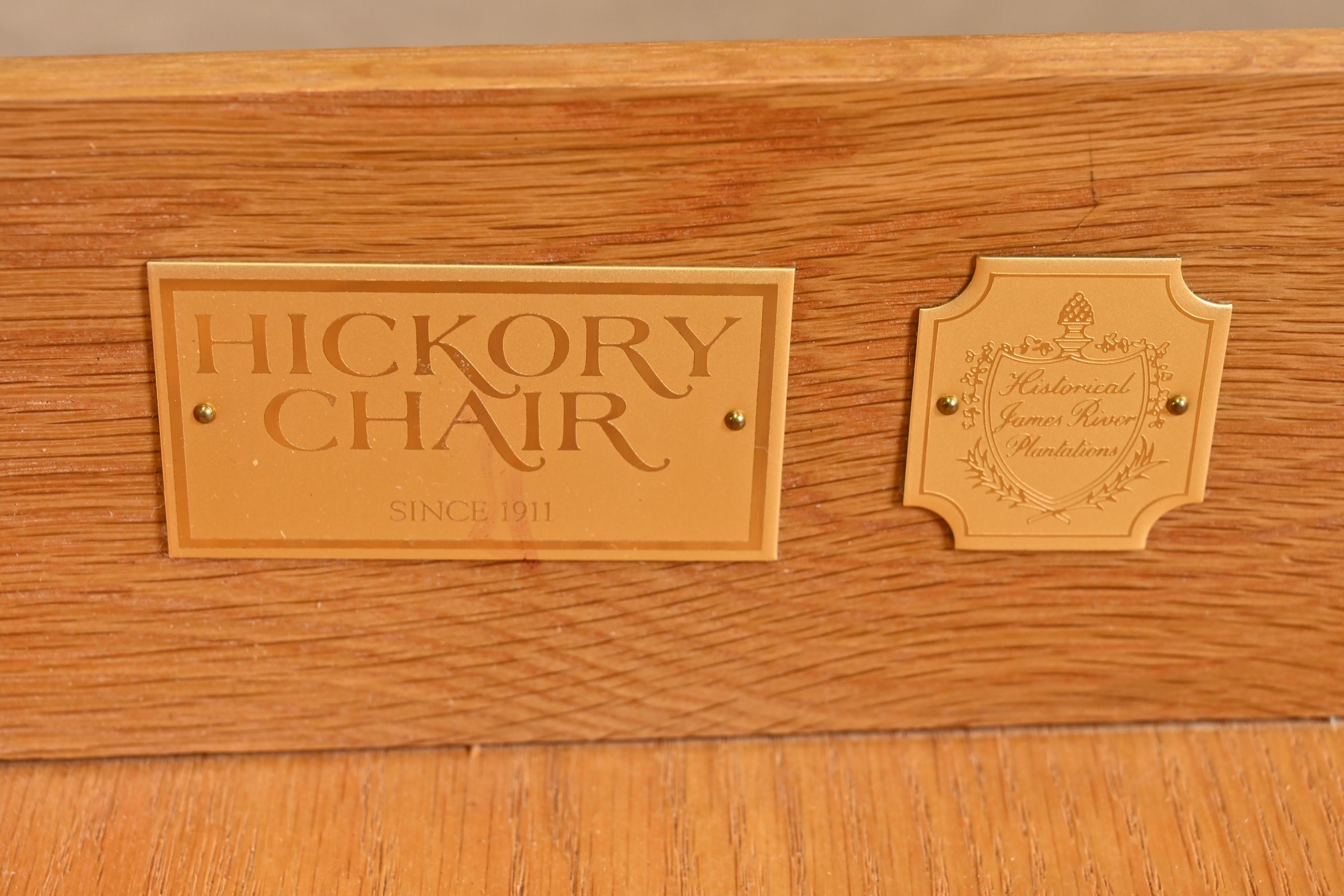 Hickory-Stuhl aus georgianischem massivem Mahagoni mit Serpentinenfront im Angebot 8