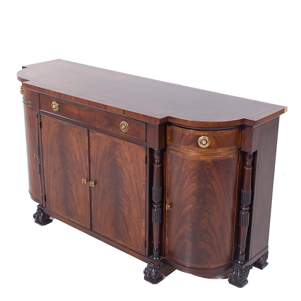 XXI secolo e contemporaneo Sedia Hickory intarsiata in mogano e ottone Credenza Buffet in vendita