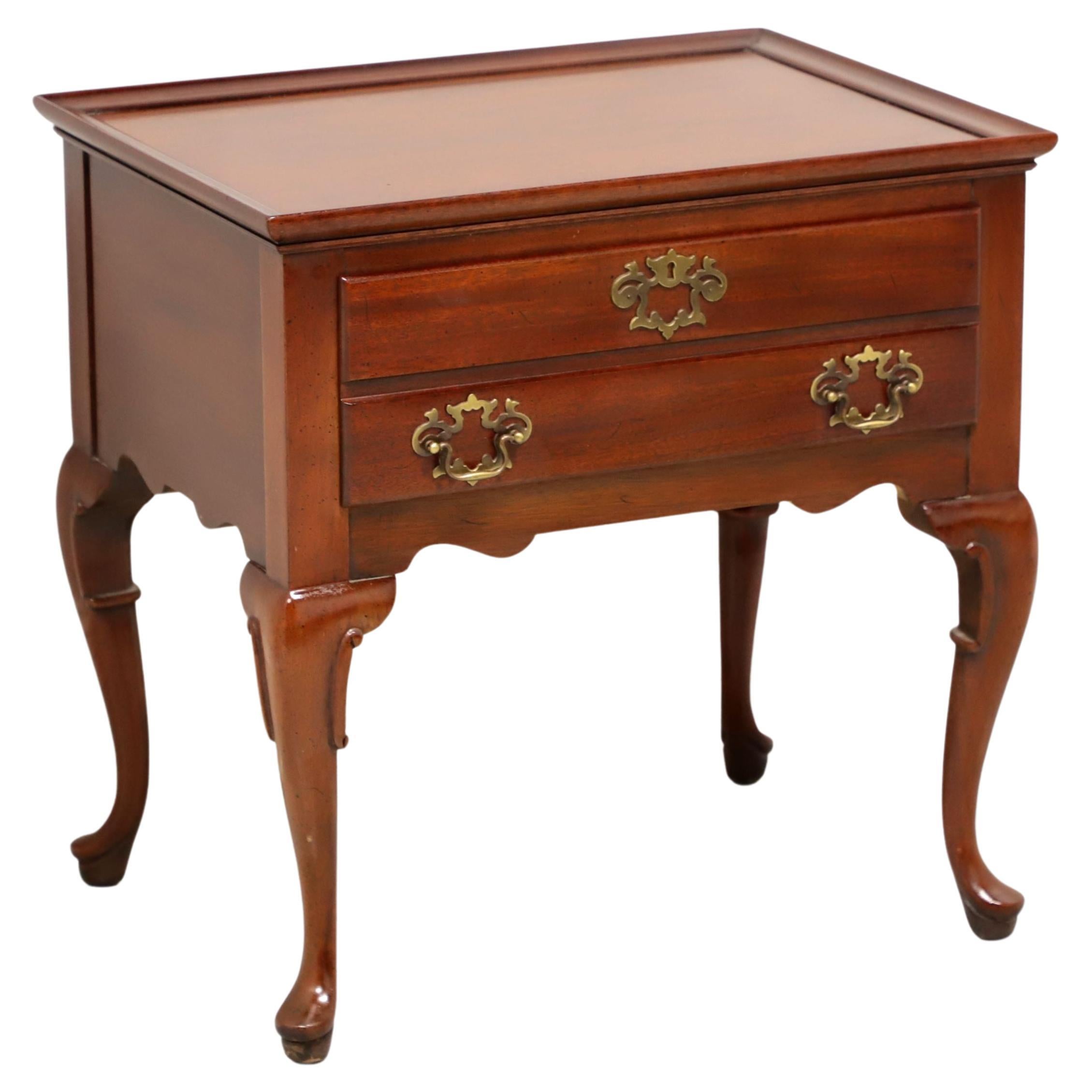 HICKORY CHAIR James River Mahogany Queen Anne Nightstand / Accent Side Table - B