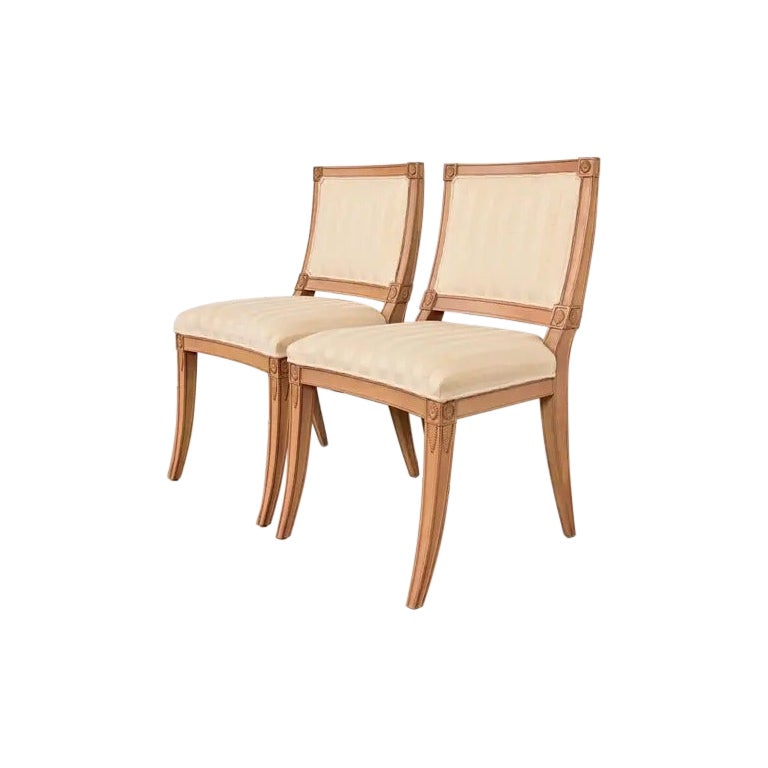 Chaise Hickory Klismos ou chaises de salle à manger Louis XVI de style Régence française, paire en vente