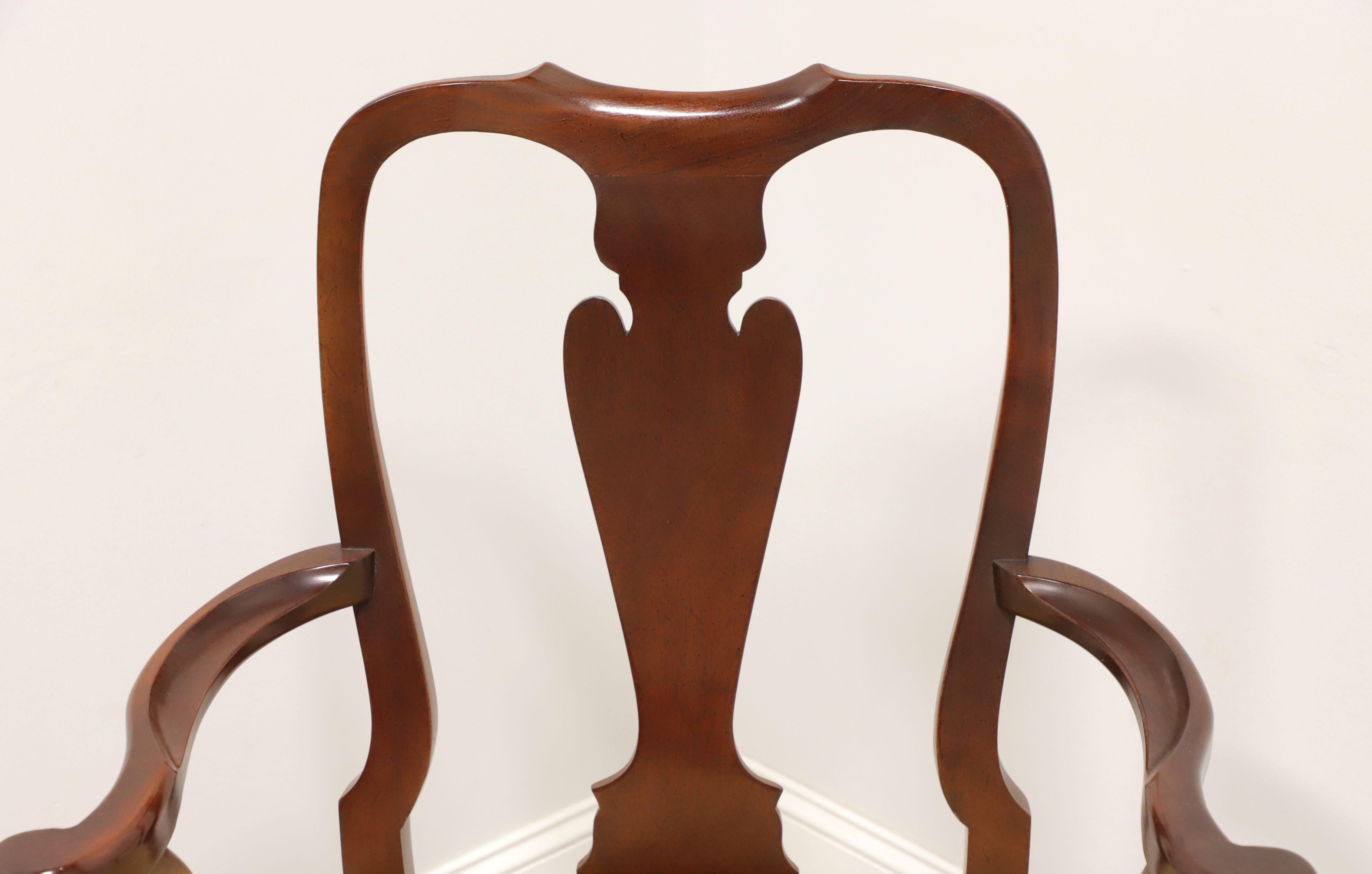20th Century HICKORY CHAIR Mahogany Queen Anne Dining Armchair