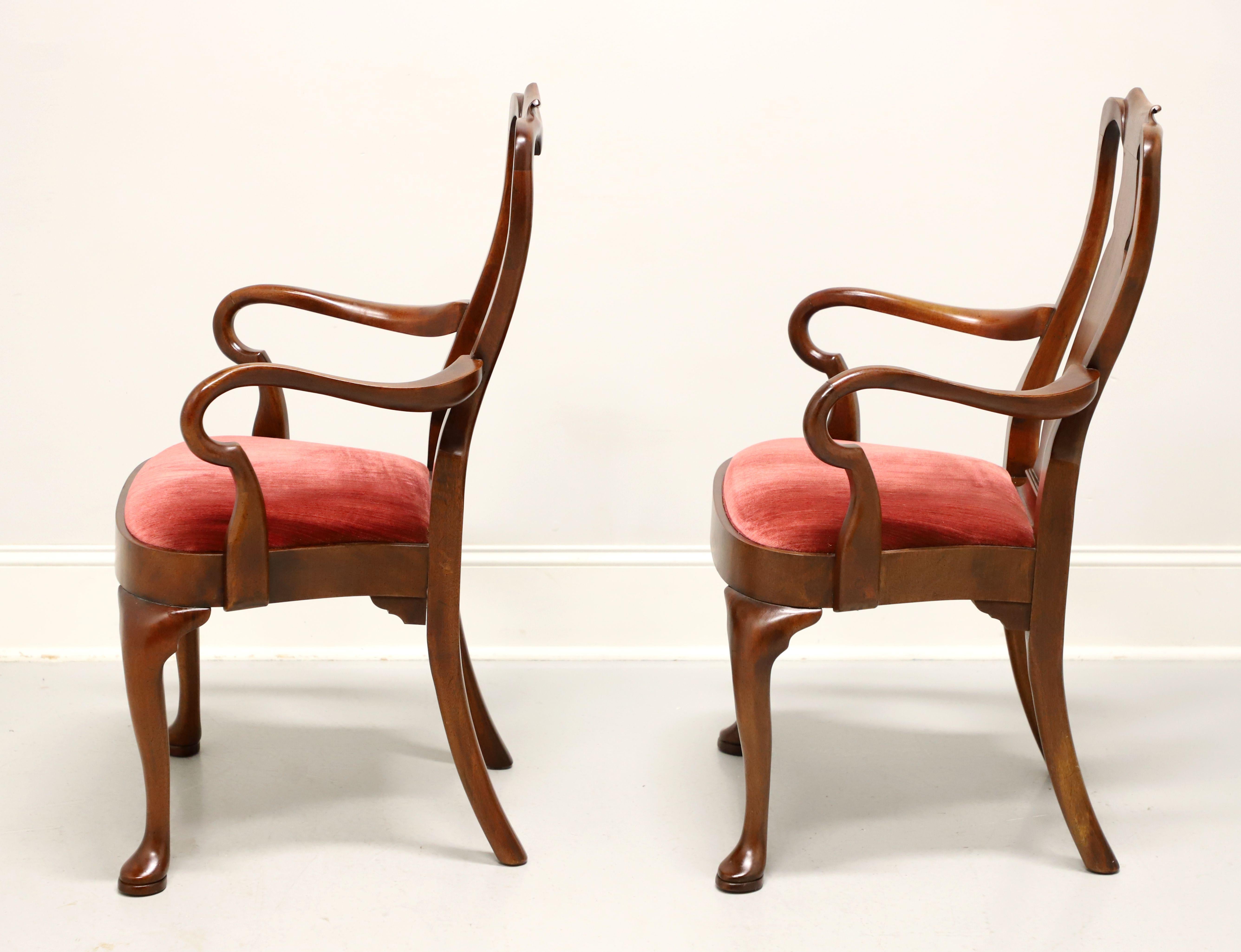 HICKORY CHAIR Mahogany Queen Anne Dining Armchairs - Pair In Good Condition In Charlotte, NC