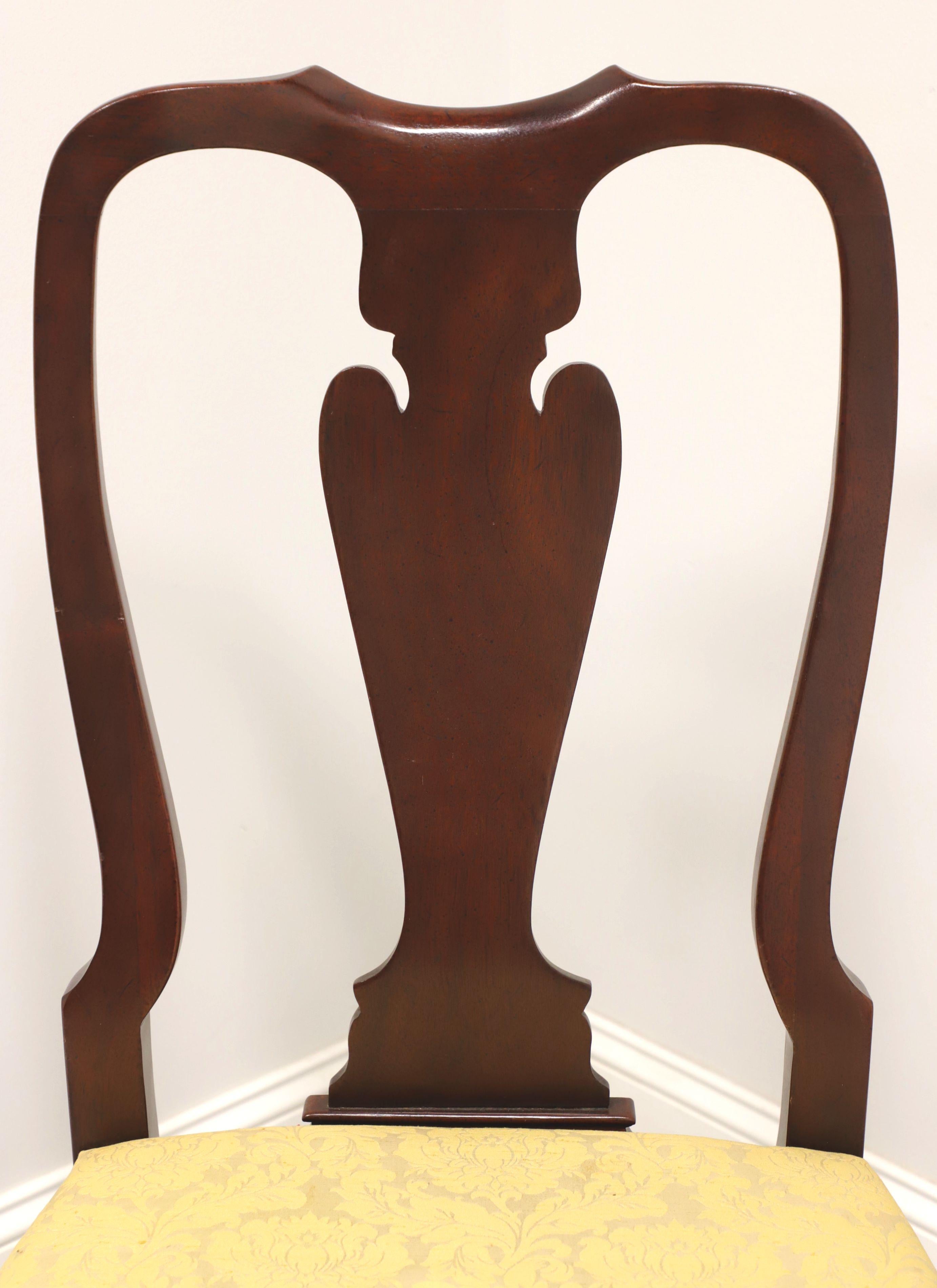 HICKORY CHAIR Mahogany Queen Anne Dining Side Chair In Good Condition In Charlotte, NC
