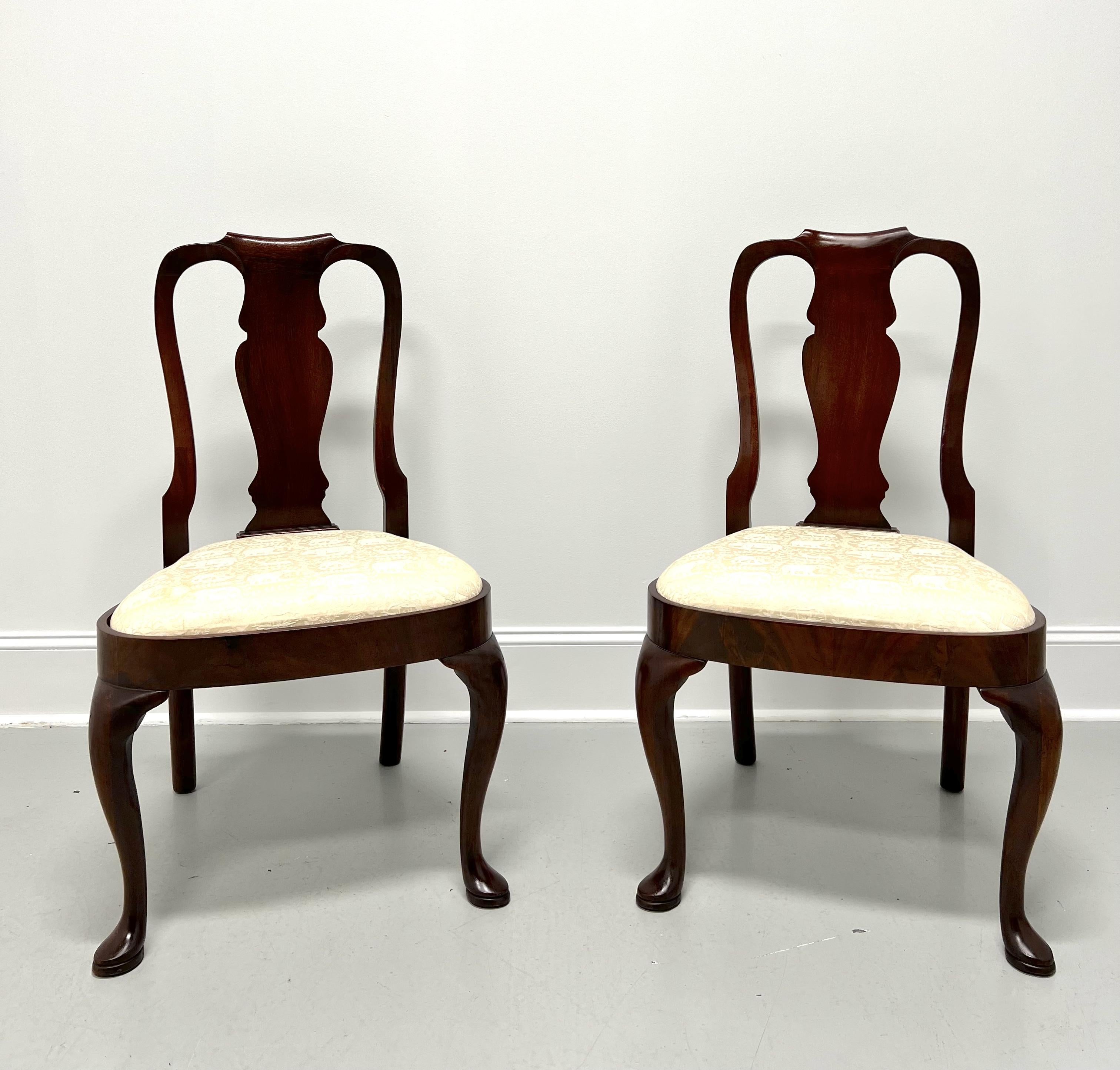 HICKORY CHAIR Mahogany Queen Anne Dining Side Chairs - Pair For Sale 4