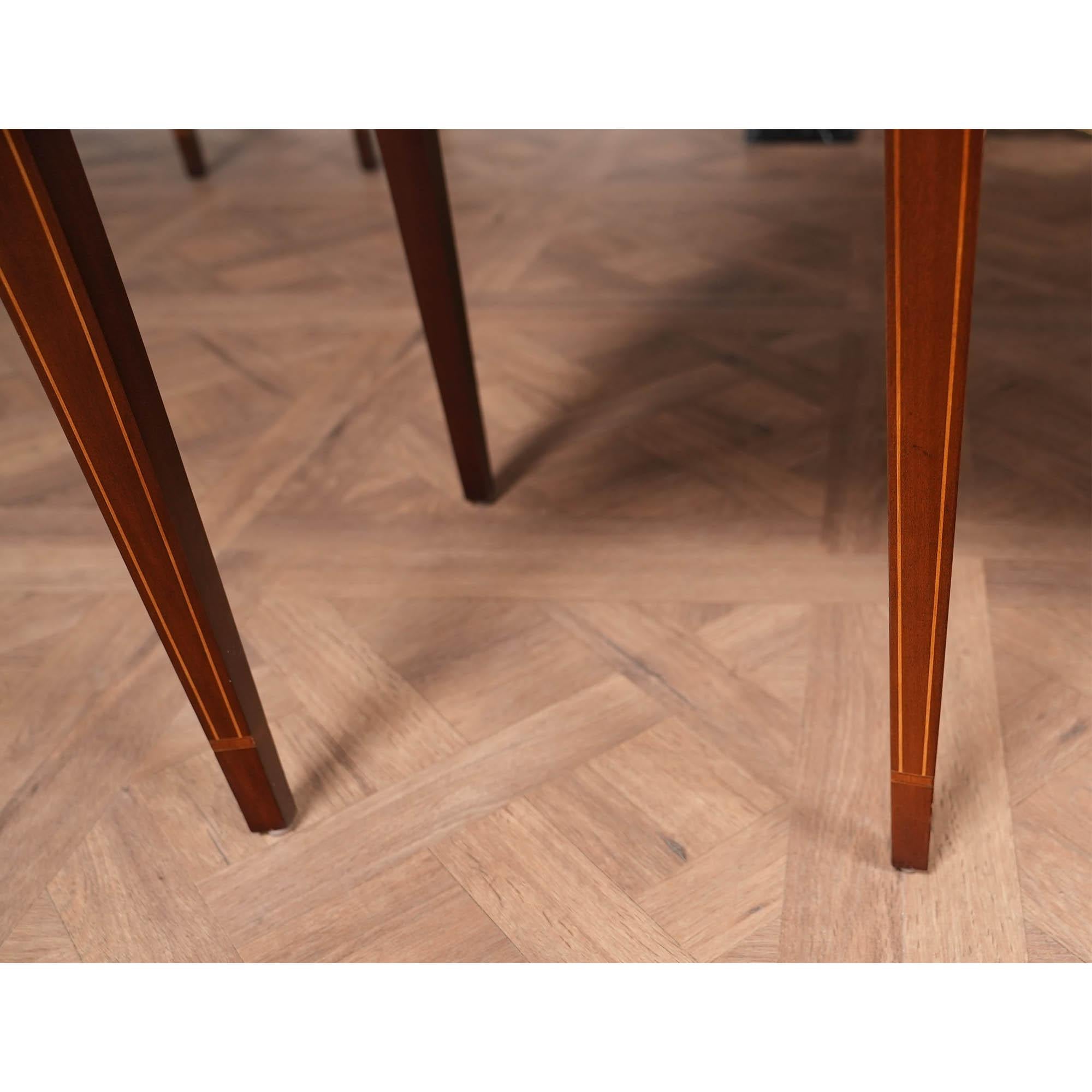 Buffet Hickory Chair en vente 2