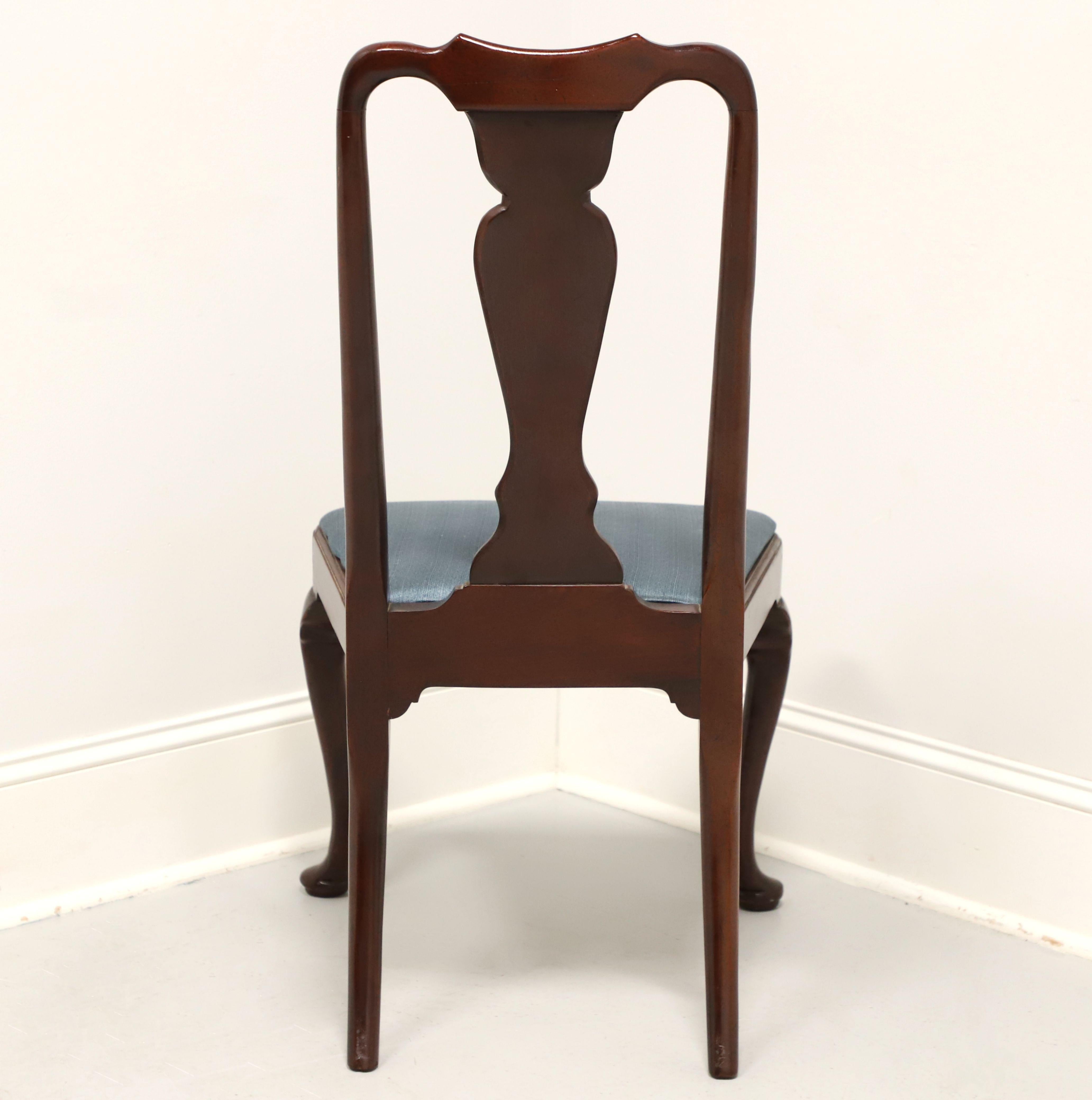 HICKORY CHAIR Solid Mahogany Queen Anne Style Dining Side Chair In Good Condition In Charlotte, NC