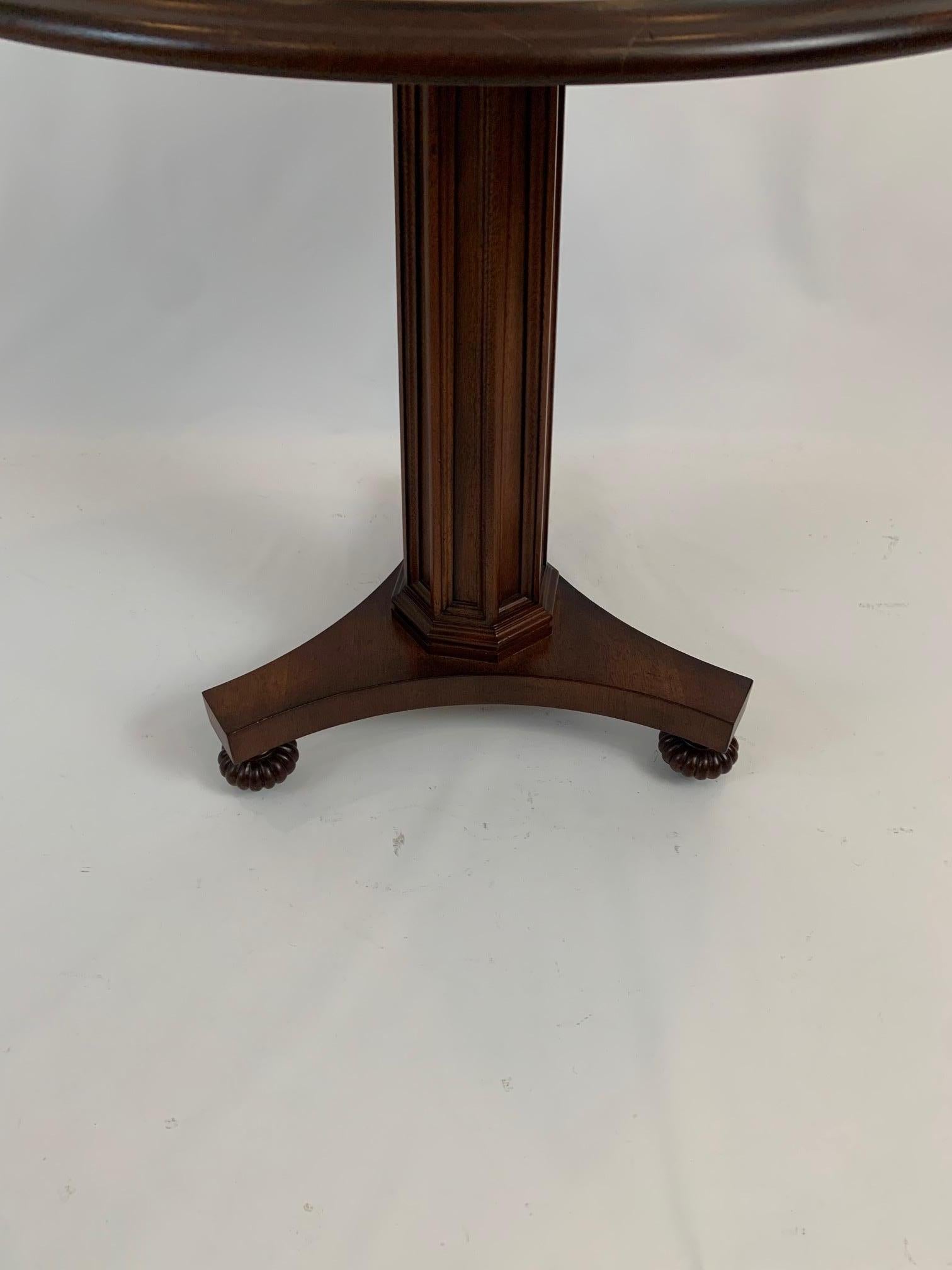 North American Hickory Chair Traditional Flame Mahogany Round Side Table with Lovely Bun Feet