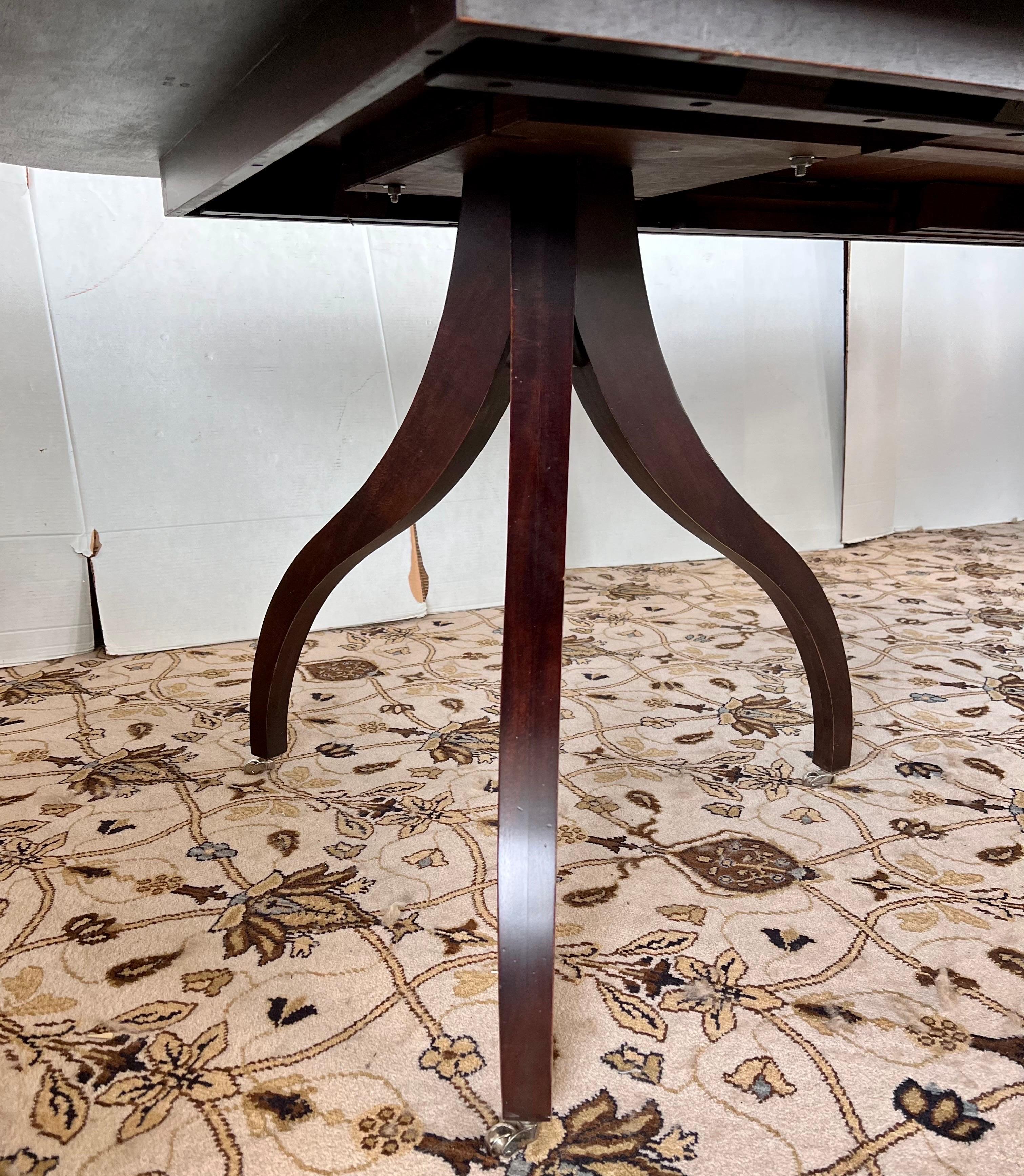 American Hickory Furniture Expandable Mahogany Double Pedestal Spider Leg Dining Table 