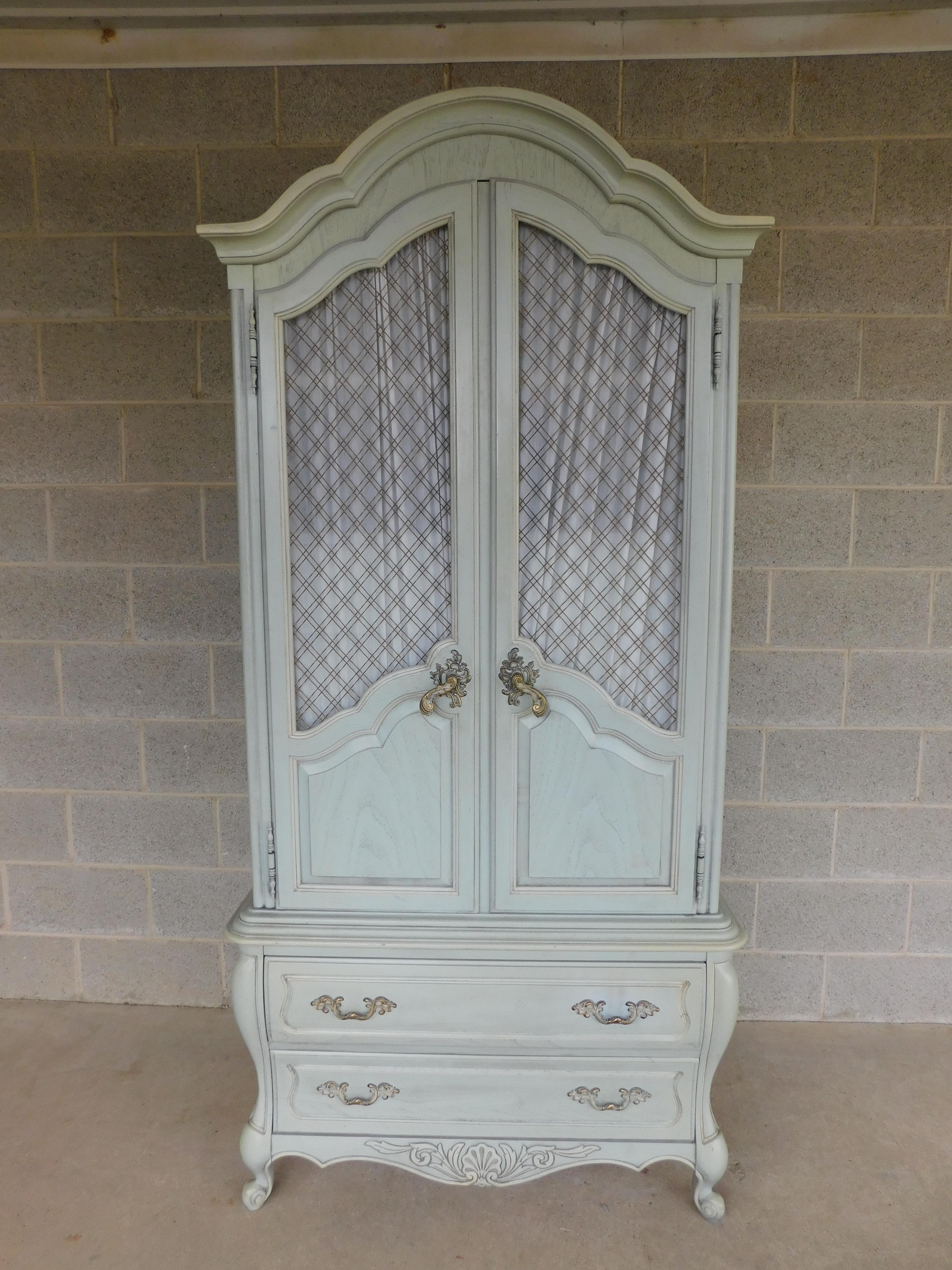 Hickory Furniture French Louis XV Style French Blue Armoire 7