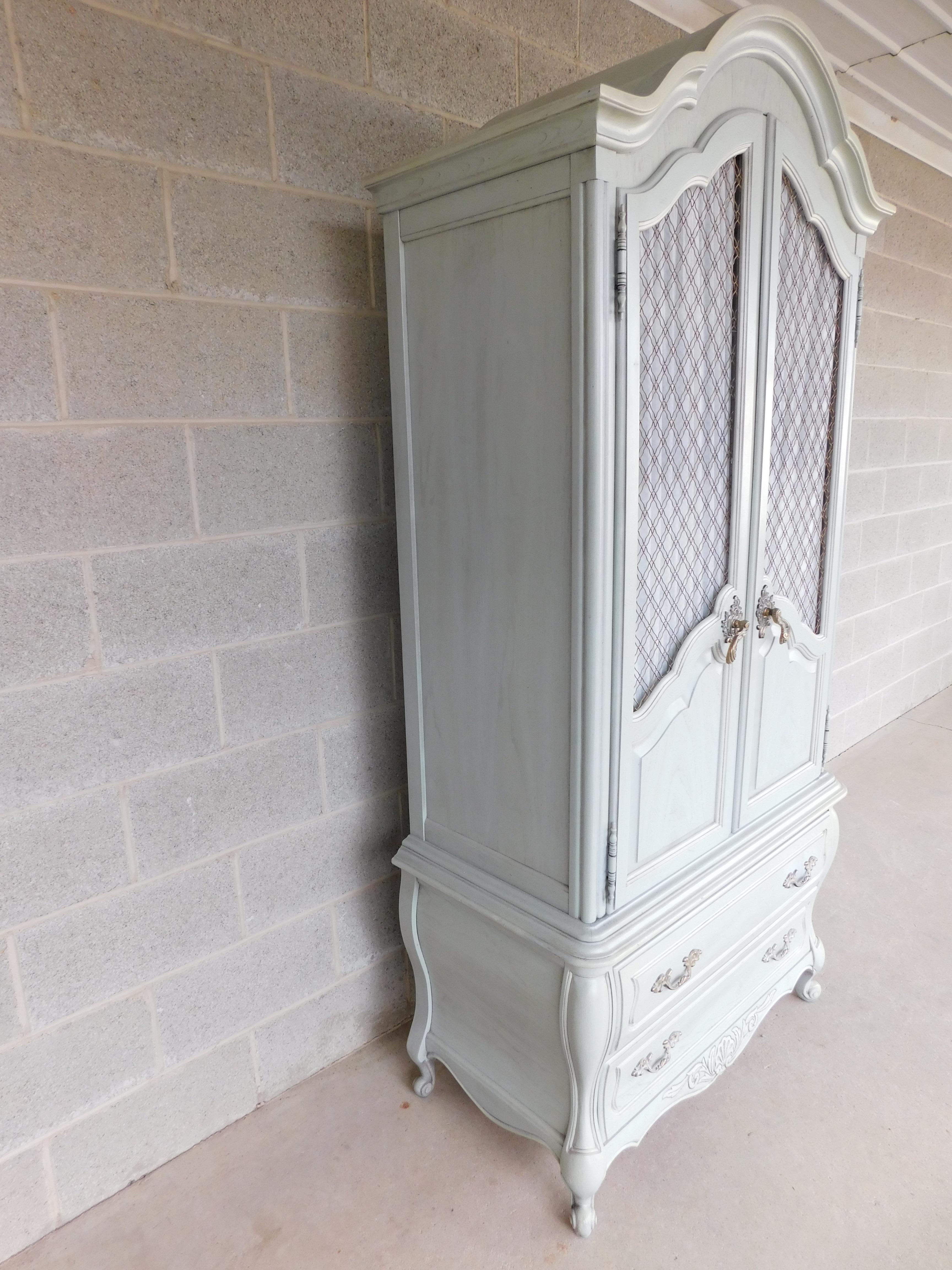 Hickory Furniture French Louis XV Style French Blue Armoire 9