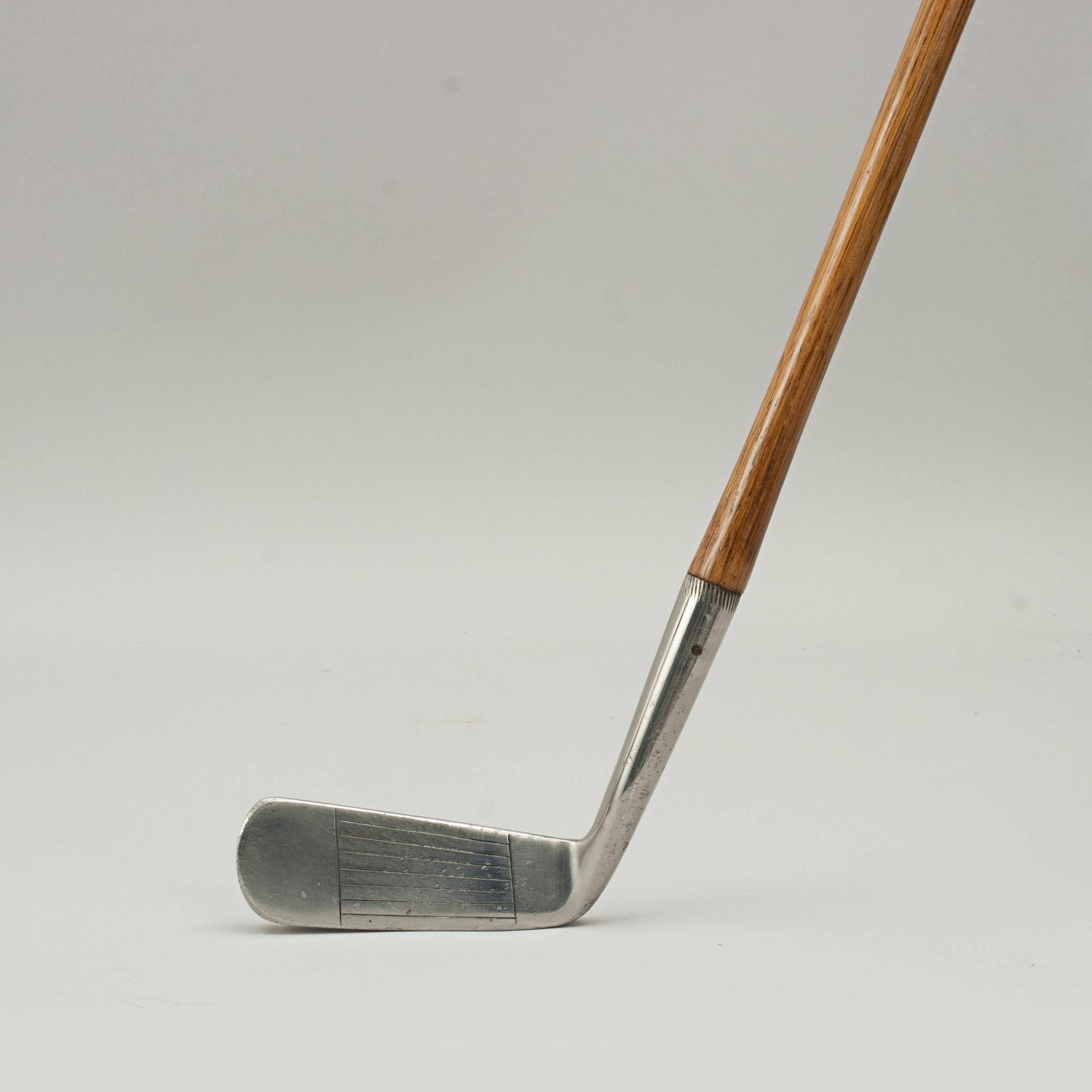 Iron Hickory Golf Club, Spalding Wryneck Putter