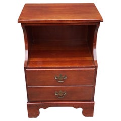 Hickory Manufacturing Mahogany Bedside Table