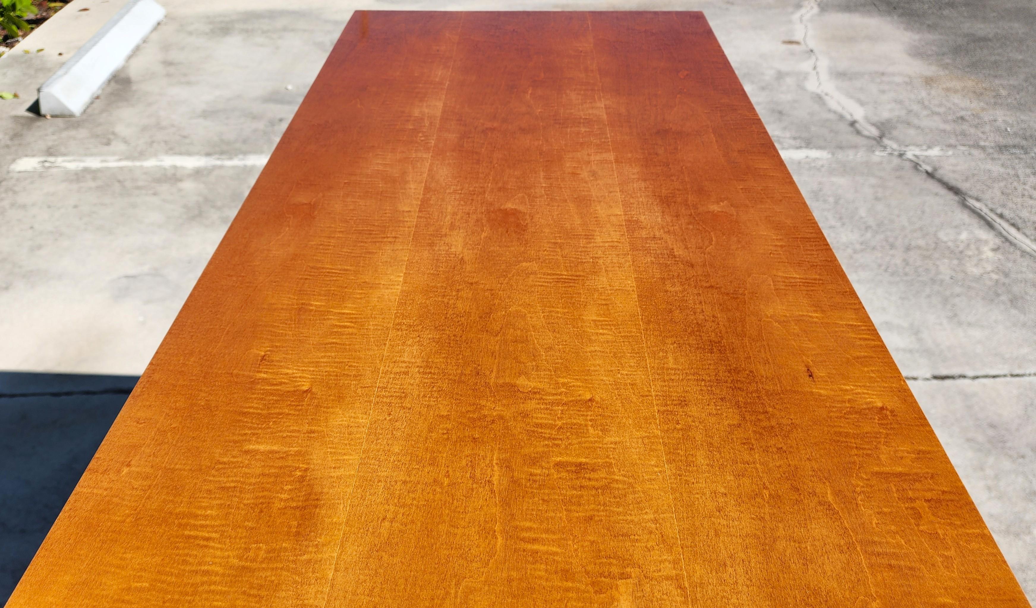 HICKORY WHITE BIEDERMEIER DRESSER von GENESIS COLLECTION im Angebot 5