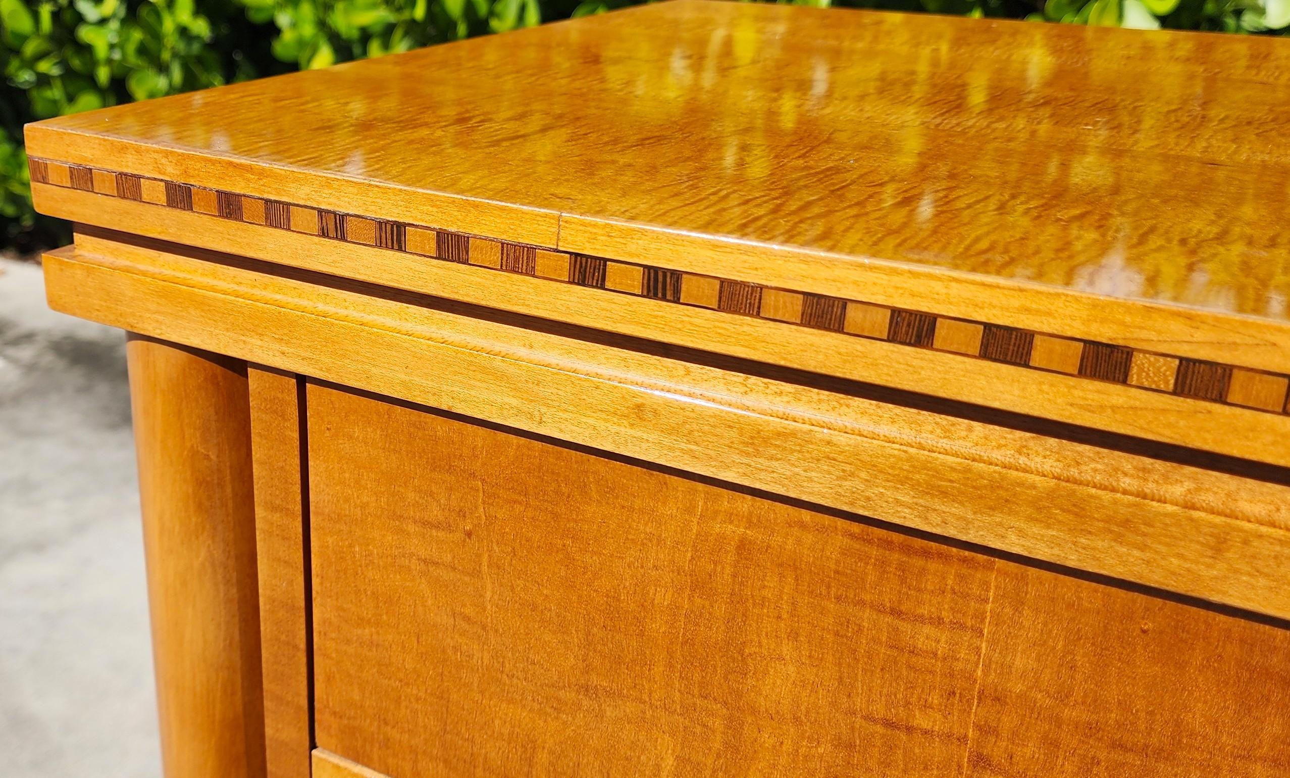 HICKORY WHITE BIEDERMEIER DRESSER von GENESIS COLLECTION im Angebot 9