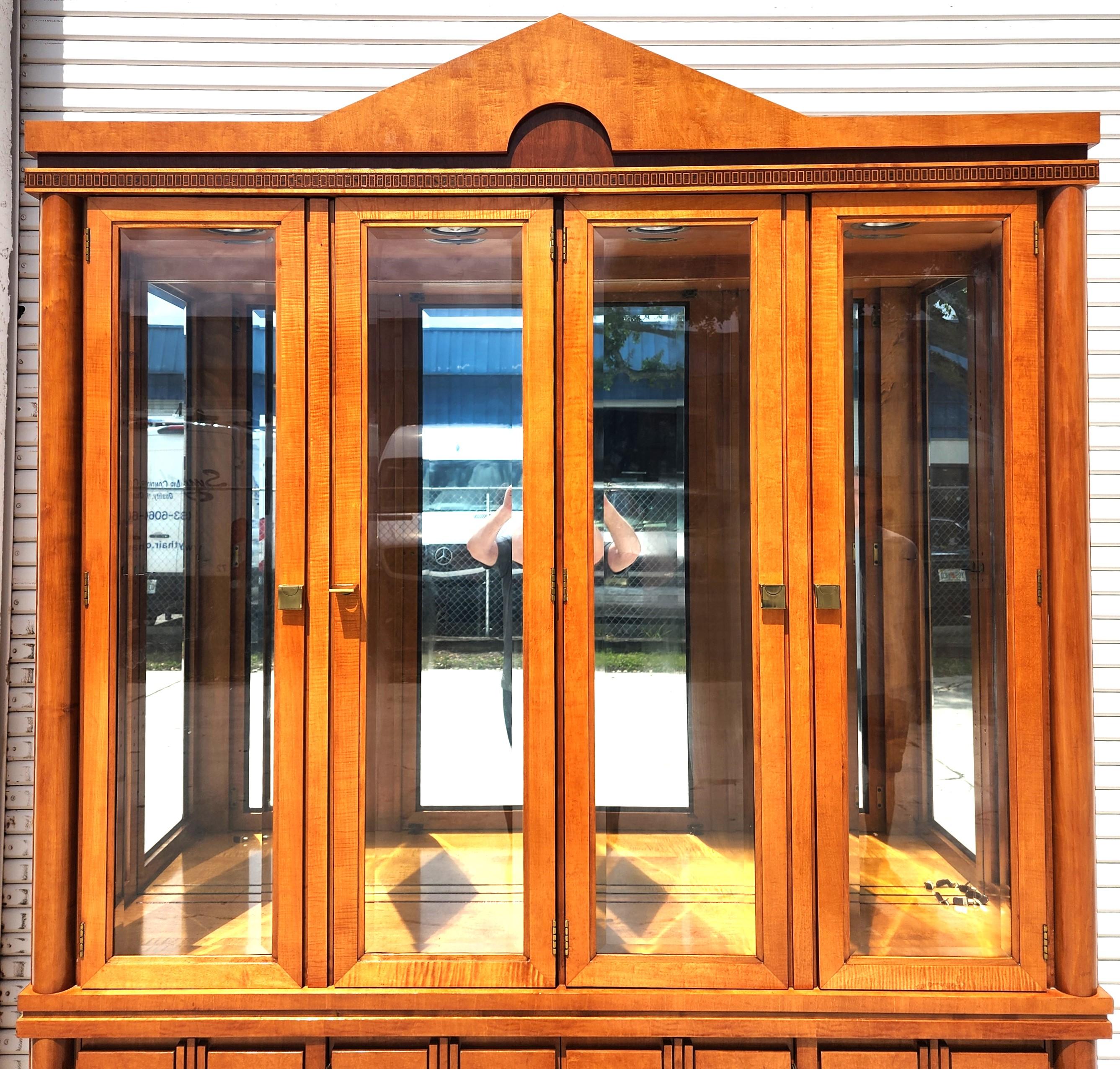 Hickory White China Cabinet Biedermeier Genesis Collection In Good Condition For Sale In Lake Worth, FL