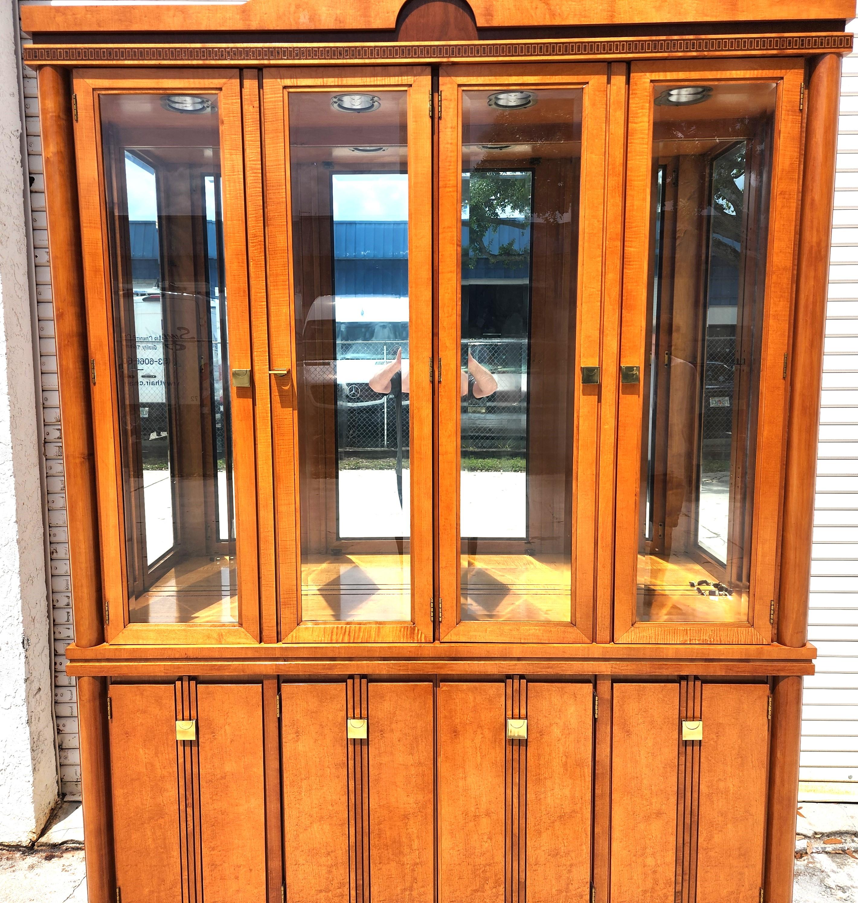 Late 20th Century Hickory White China Cabinet Biedermeier Genesis Collection For Sale