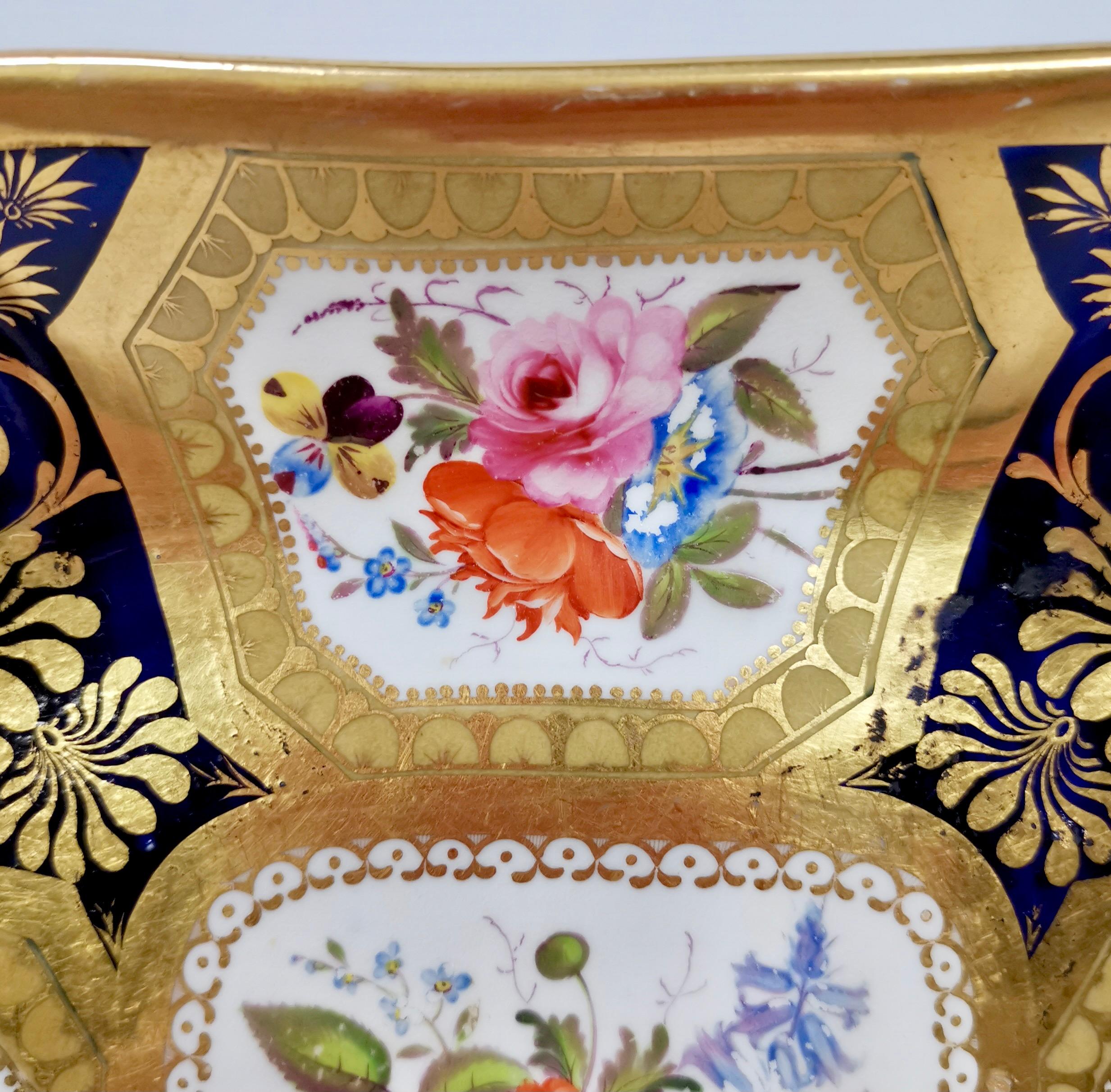 Hand-Painted Hicks & Meigh Porcelain Dish, Cobalt Blue, Gilt, Flowers Patt.699 Regency Ca1820 For Sale
