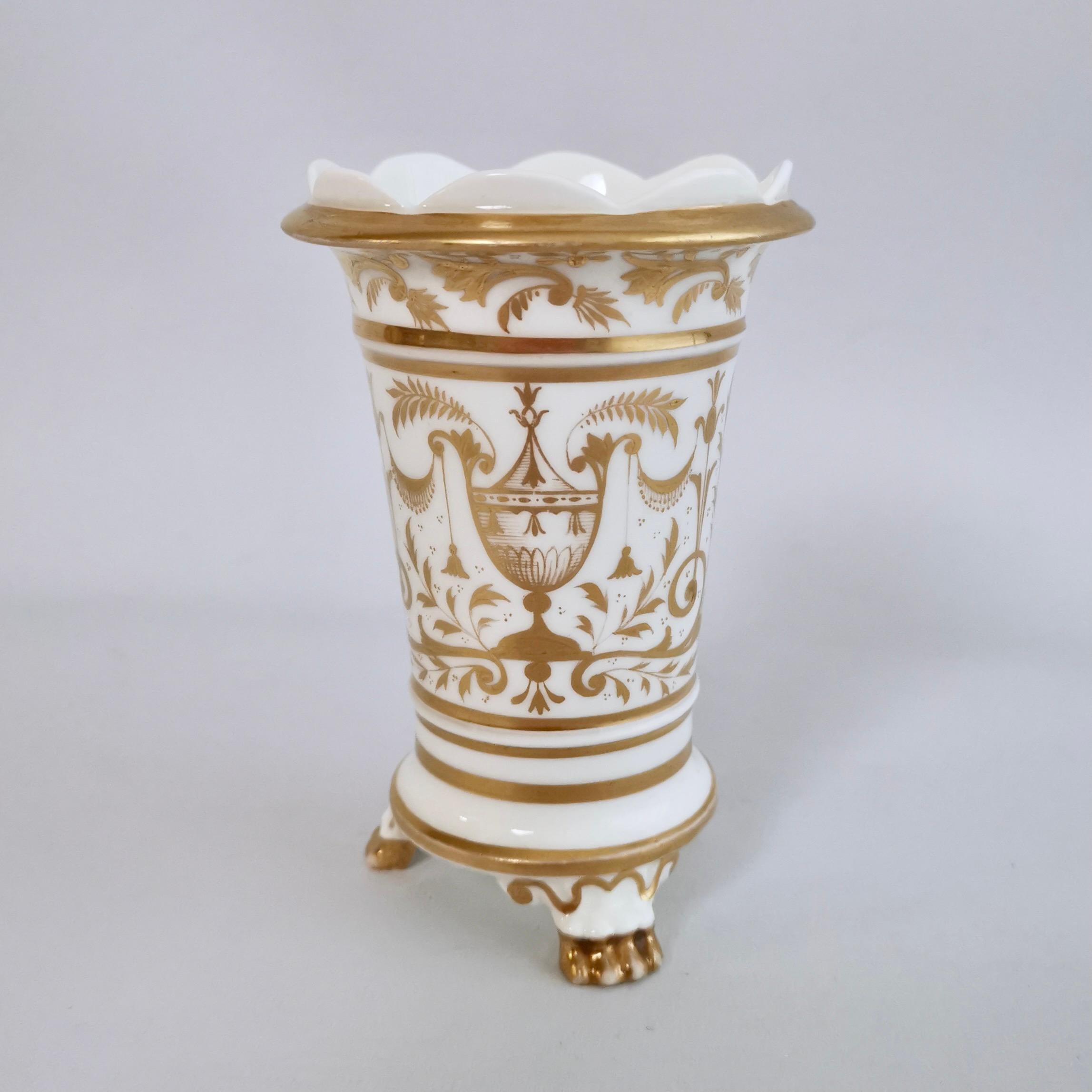 British Hicks & Meigh Porcelain Spill Vase, Flowers in Purple Reserve, Regency ca 1818