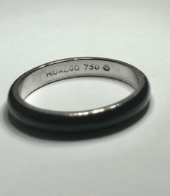 Hidalgo 18 Karat Gold and Black Enamel Fashion or Stacking Ring