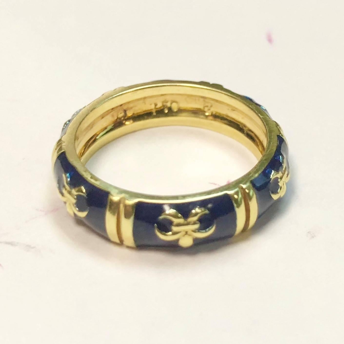 Modern Hidalgo 18 Karat Yellow Gold and Enamel Fleur-de-Lys Stackable Band Ring