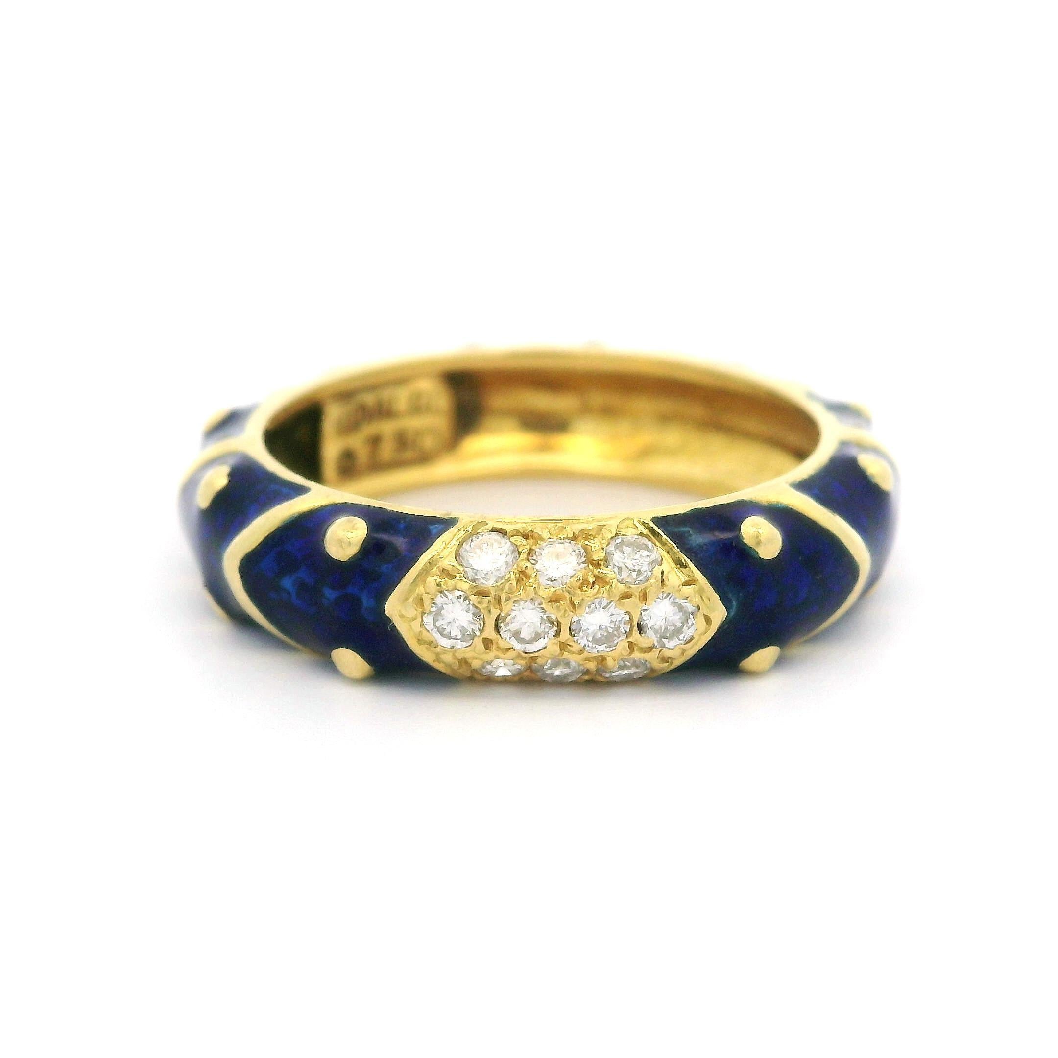 Hidalgo 18k Yellow Gold 0.15ctw Diamond & Royal Blue Enamel Band Ring For Sale 1