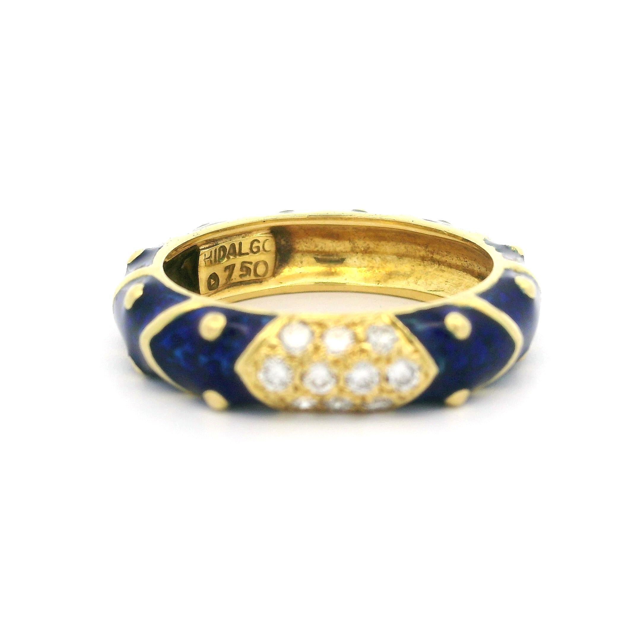 Hidalgo 18k Yellow Gold 0.15ctw Diamond & Royal Blue Enamel Band Ring For Sale 2
