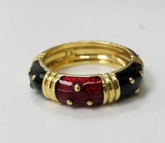 Hidalgo 18 Karat Yellow Gold and Enamel Ring