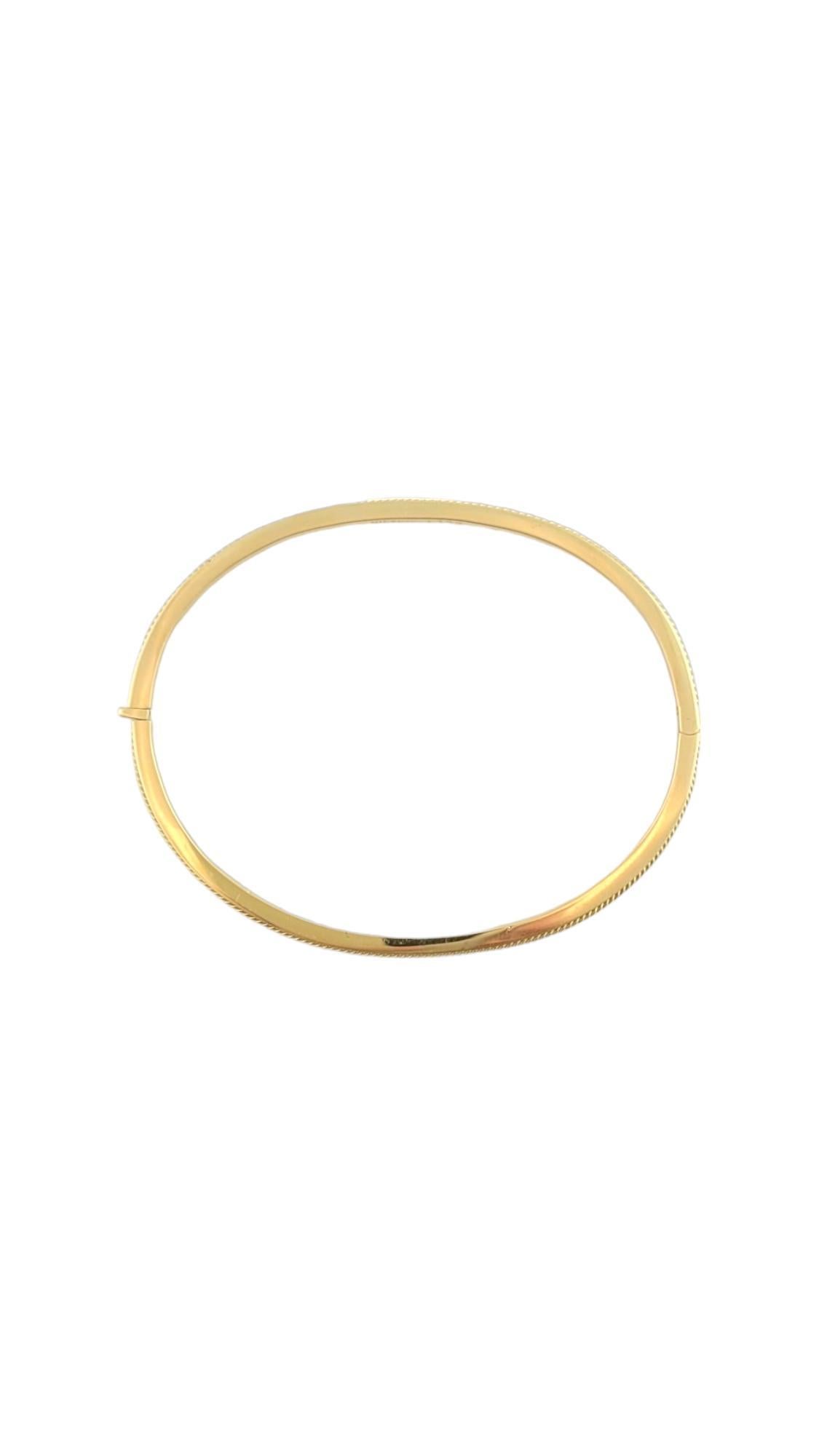 Women's Hidalgo 18K Yellow Gold Oval Rope Accented Bangle Bracelet #16506 For Sale