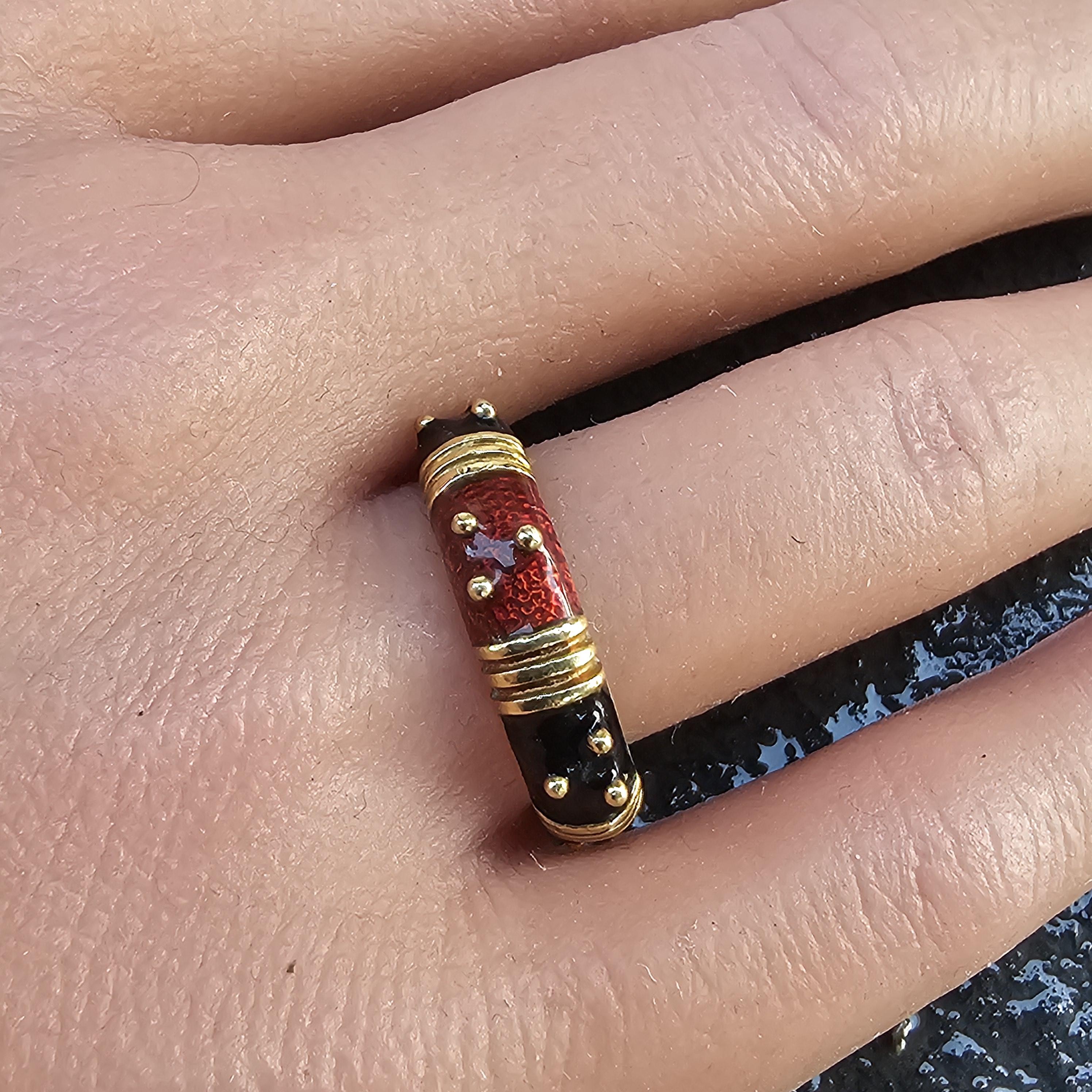 Hidalgo bague en or jaune 18k rouge émail noir points perles sz 6.5 6mm Pour femmes en vente